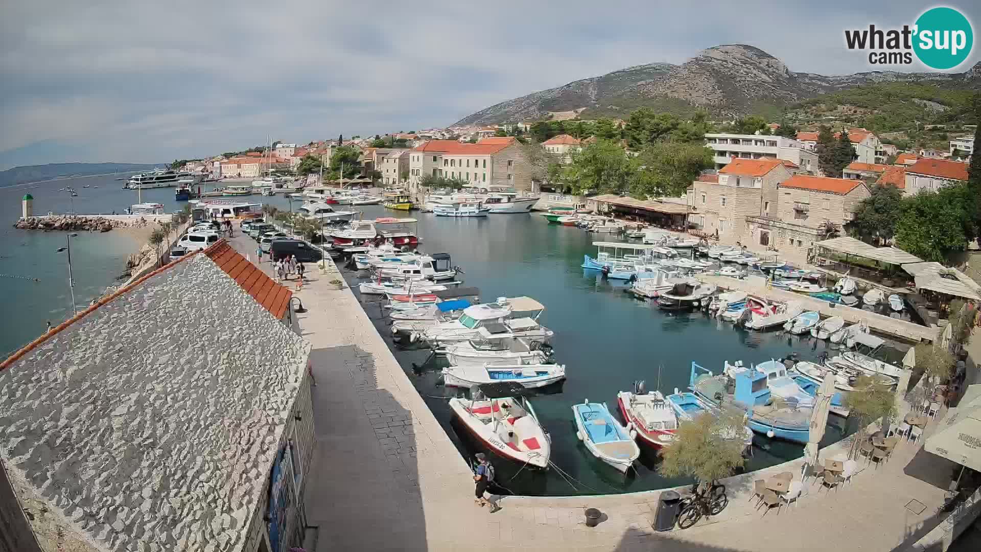 Webcam Bol Harbour – Live View of Bol Riva & Marina