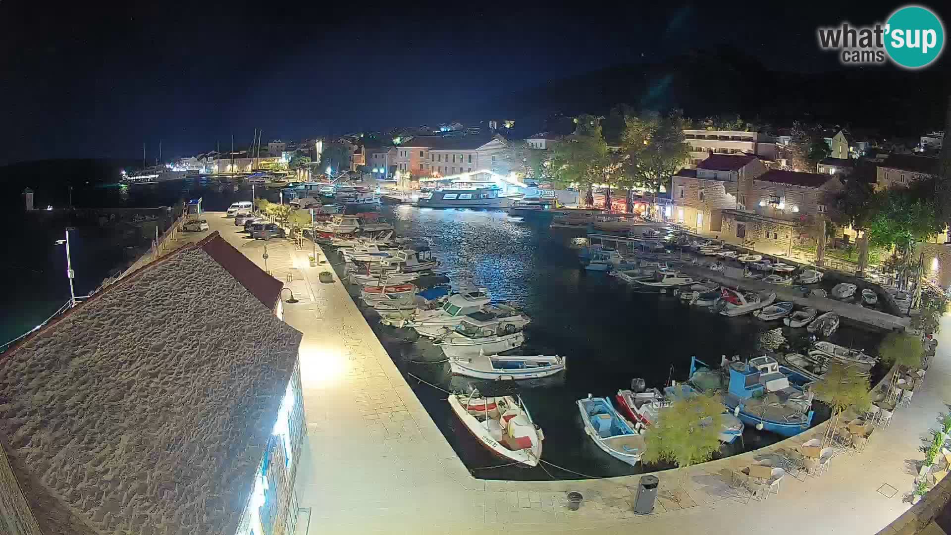 Webcam Bol Hafen – Liveblick auf Bol Riva & Marina