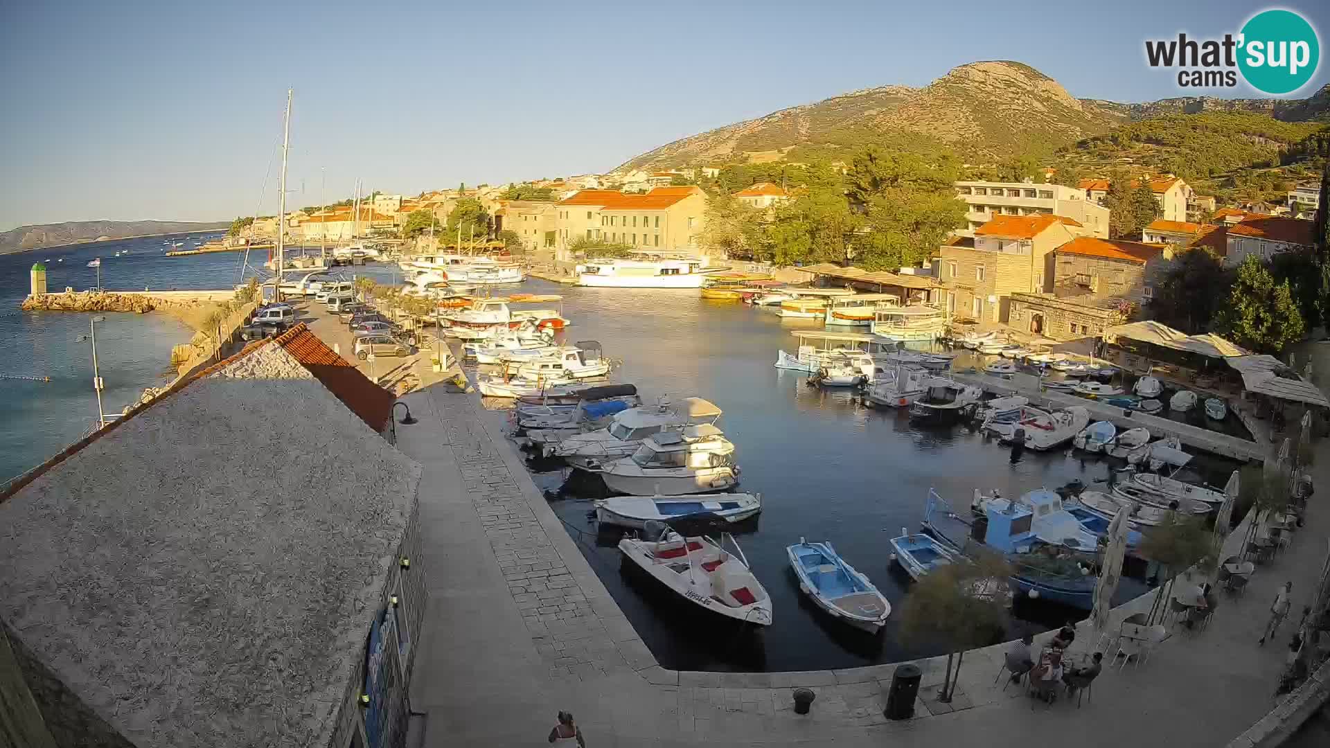 Webcam Bol Hafen – Liveblick auf Bol Riva & Marina