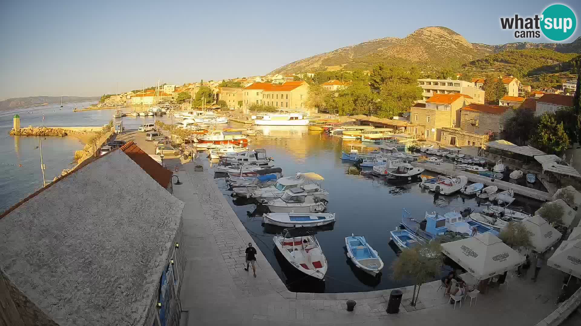 Webcam Bol Hafen – Liveblick auf Bol Riva & Marina