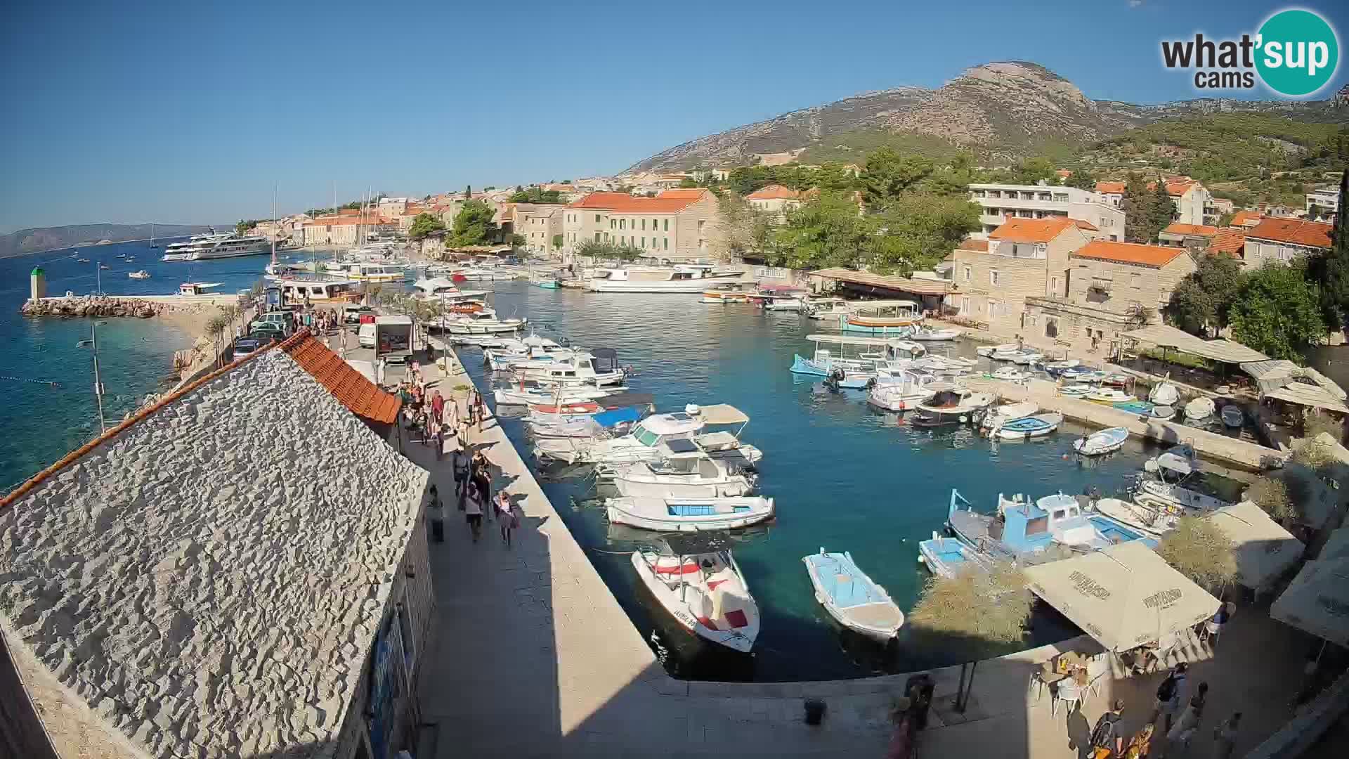 Webcam Bol Harbour – Live View of Bol Riva & Marina