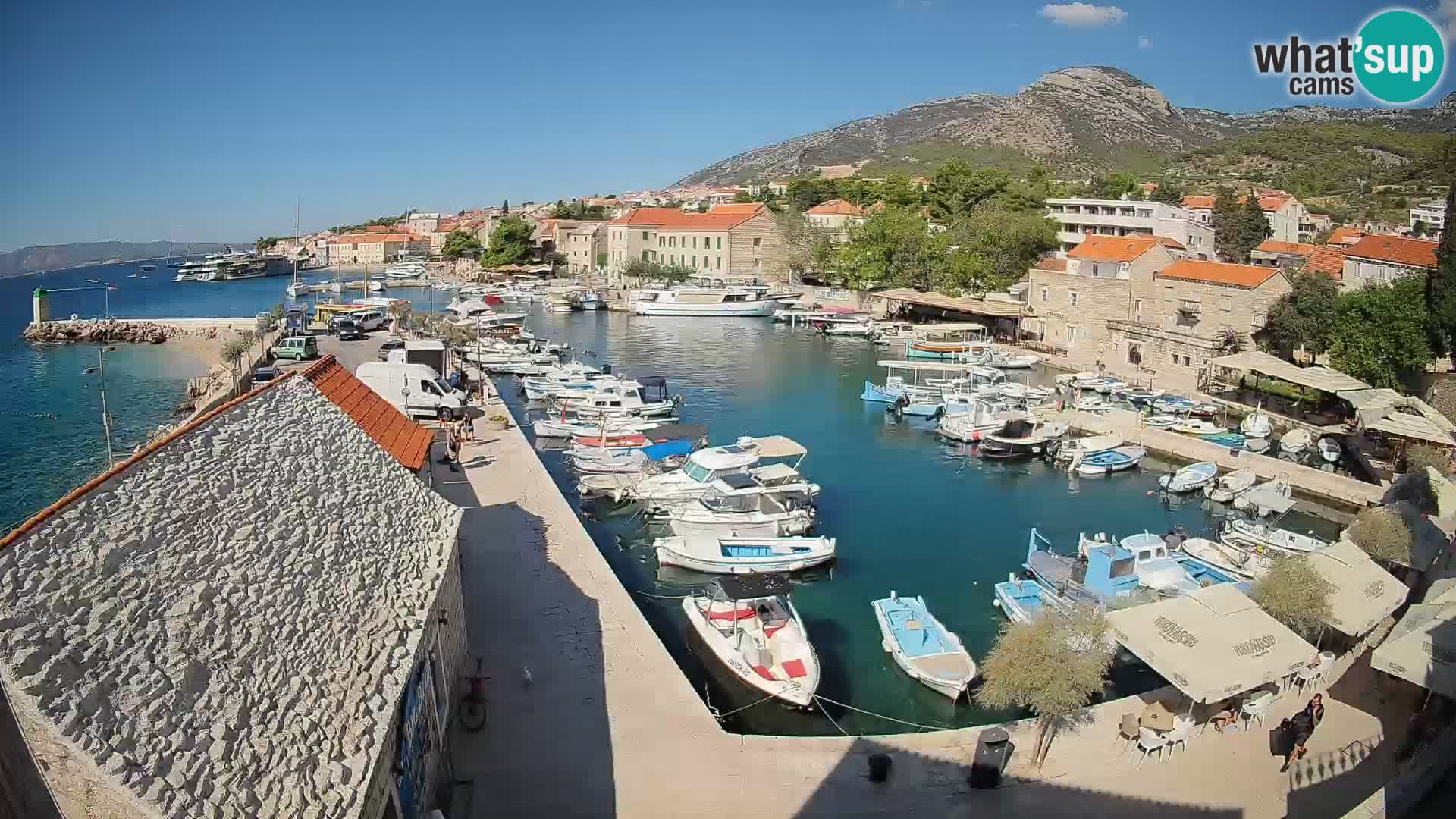 Webcam Bol Hafen – Liveblick auf Bol Riva & Marina