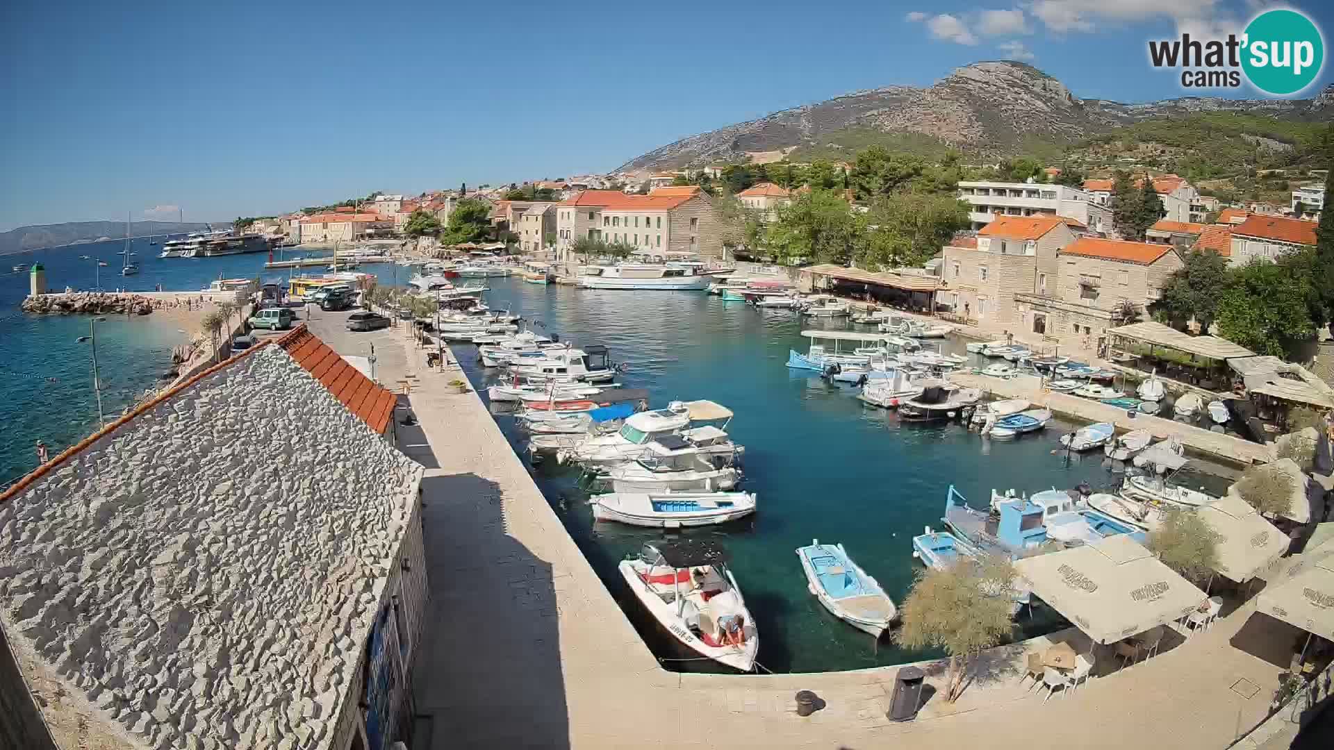 Webcam Bol Harbour – Live View of Bol Riva & Marina