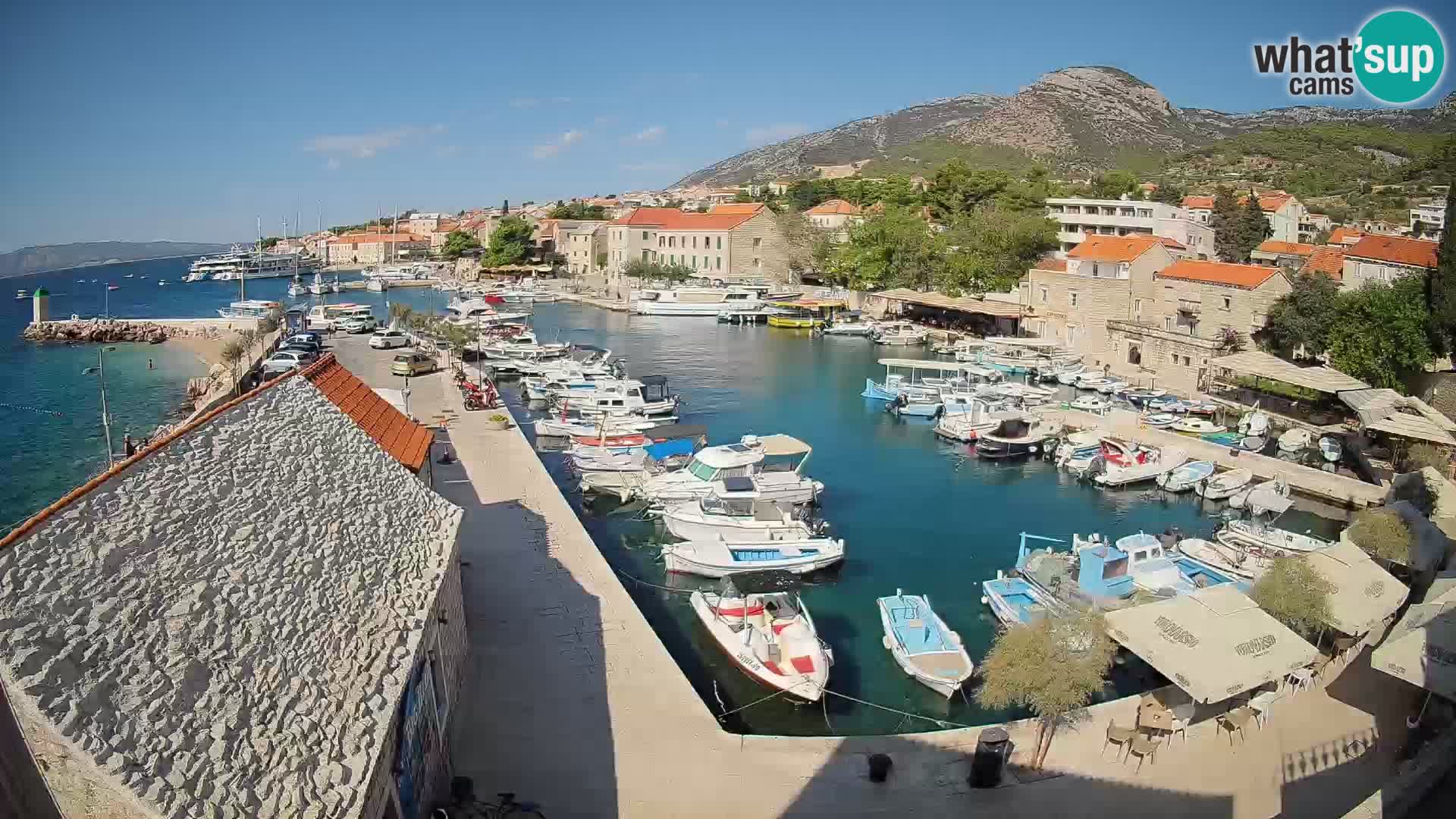 Webcam Bol Harbour – Live View of Bol Riva & Marina