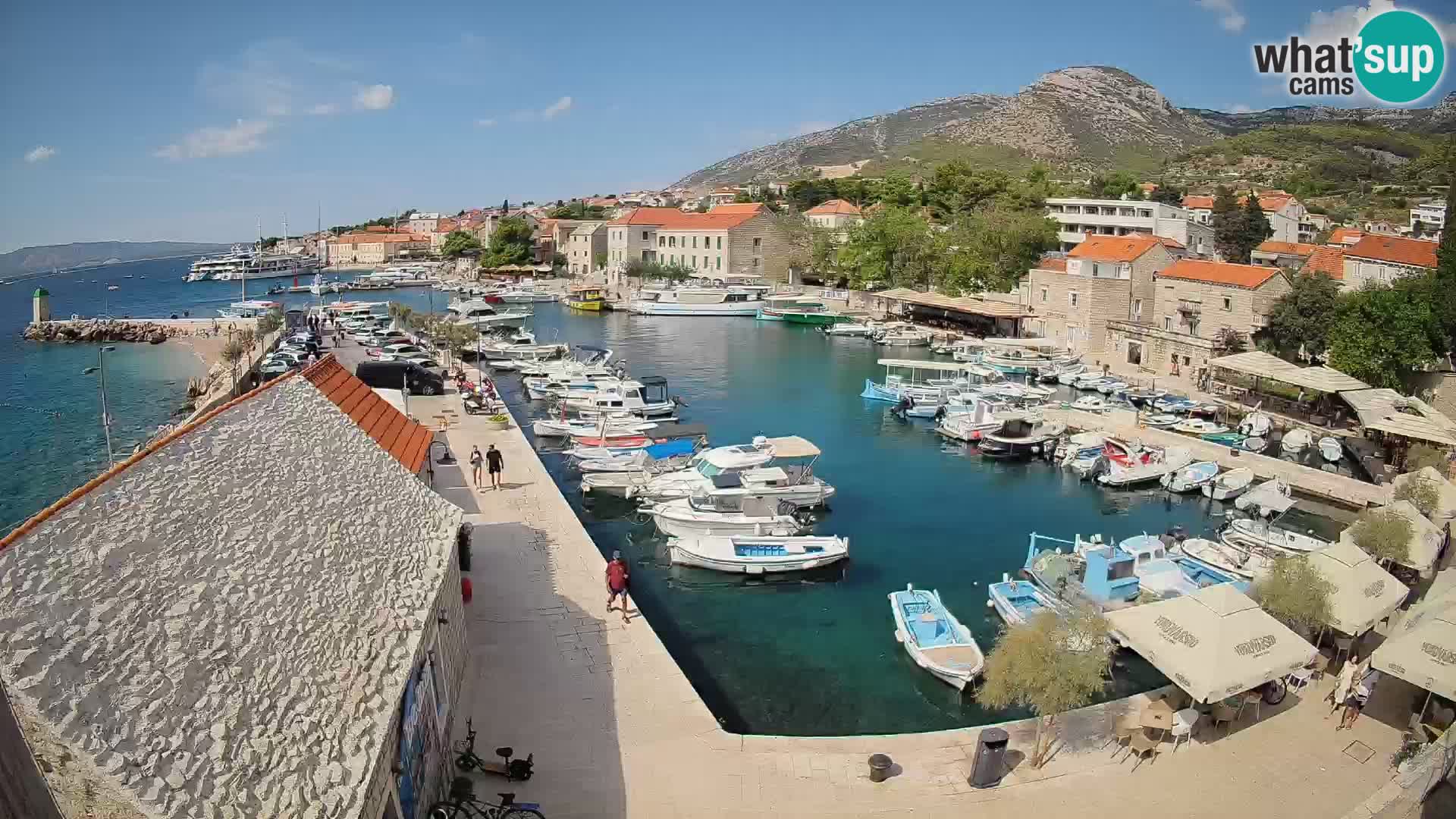 Webcam porto di Bol – Vista live sulla Riva e Marina