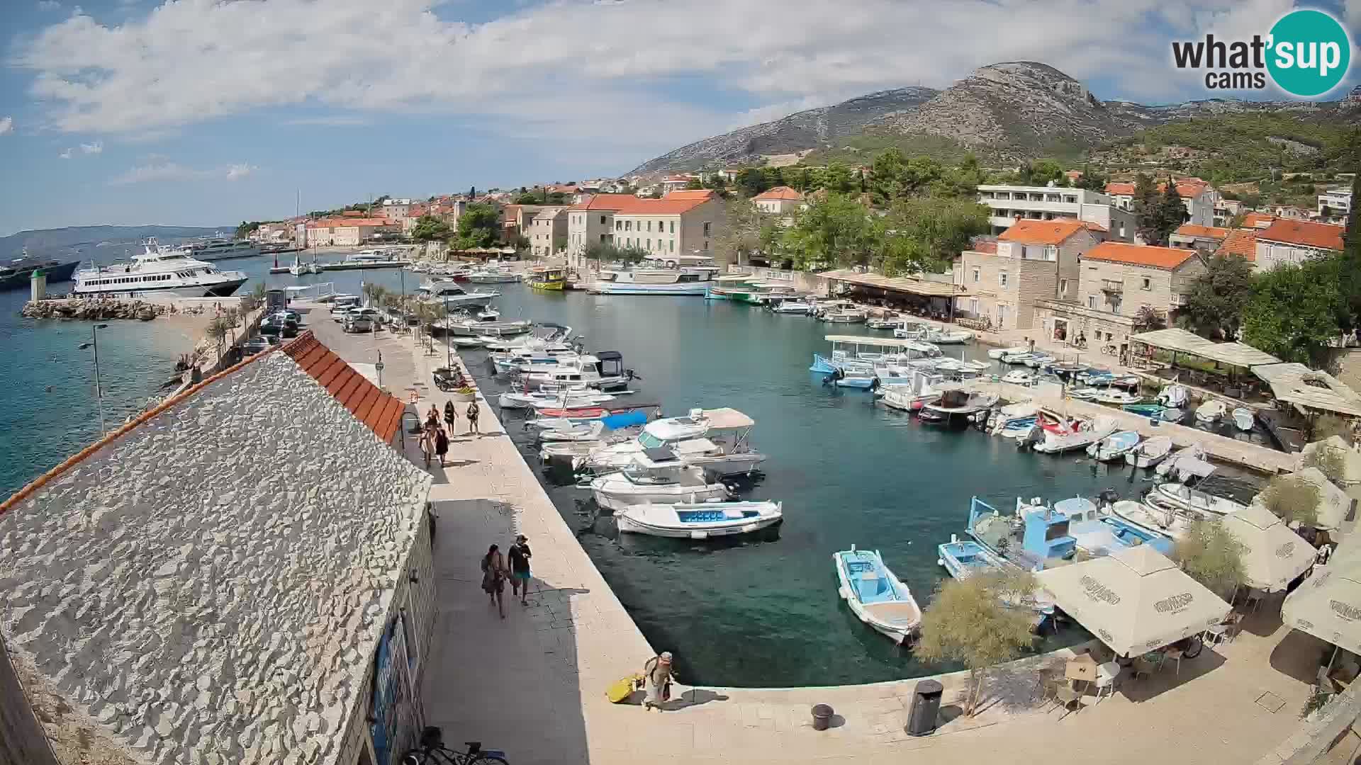 Webcam porto di Bol – Vista live sulla Riva e Marina