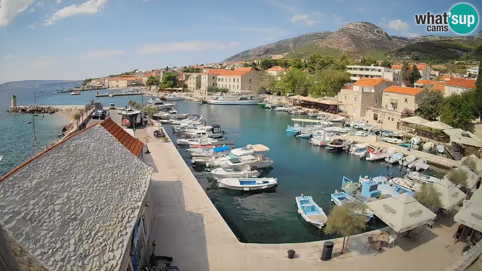 Webcam Bol Hafen – Liveblick auf Bol Riva & Marina