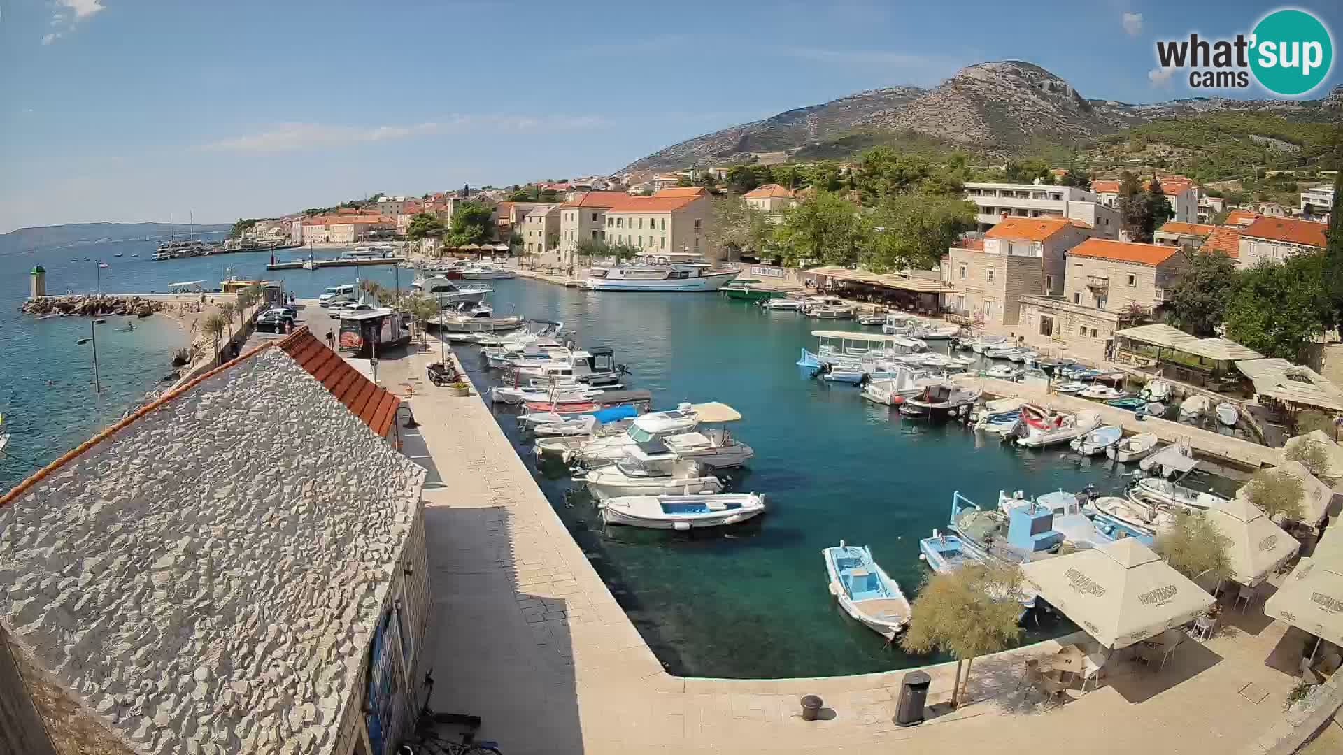 Webcam porto di Bol – Vista live sulla Riva e Marina