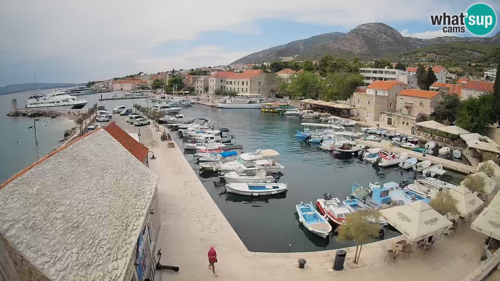 Webcam porto di Bol – Vista live sulla Riva e Marina