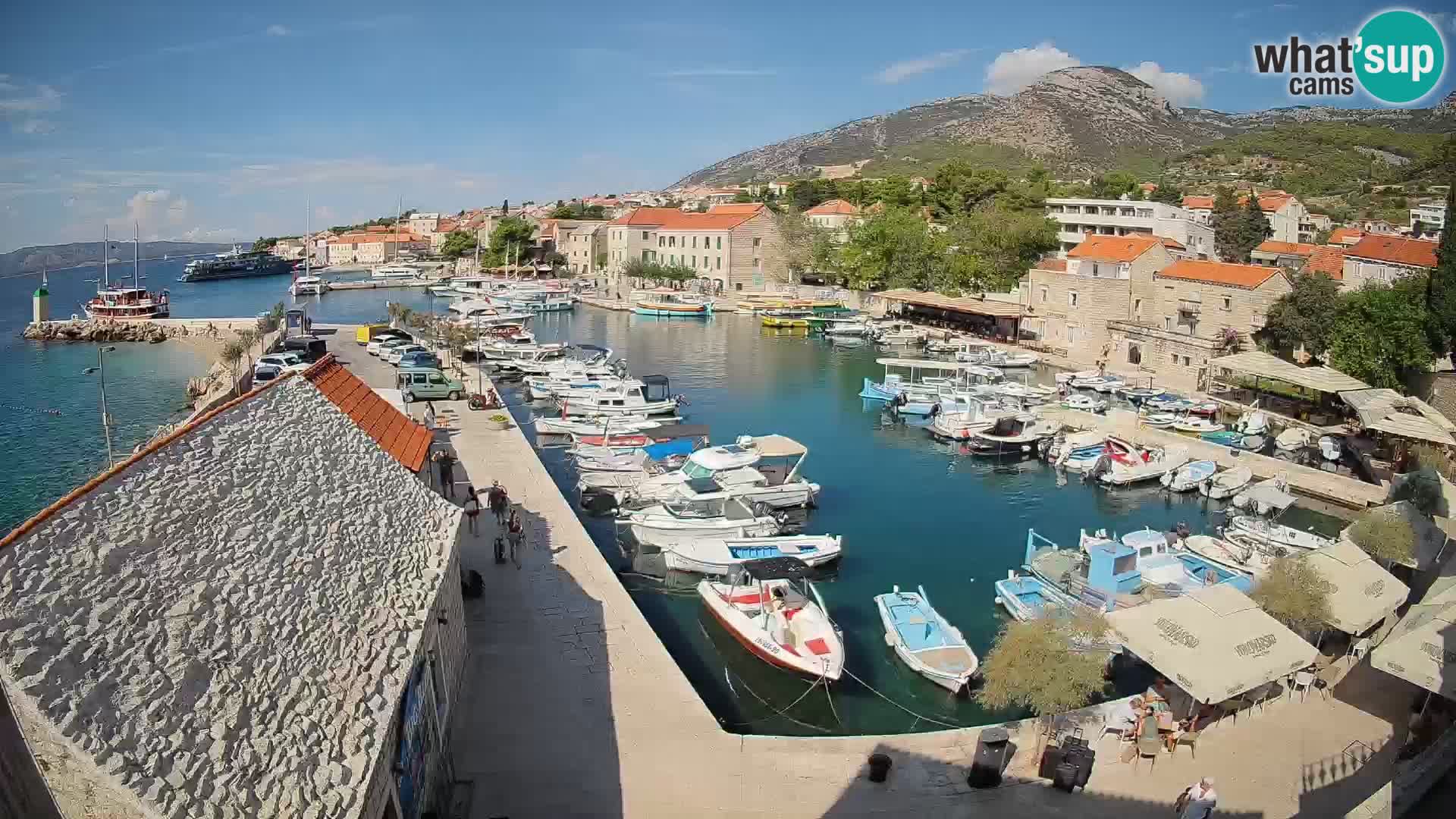 Webcam Bol Harbour – Live View of Bol Riva & Marina