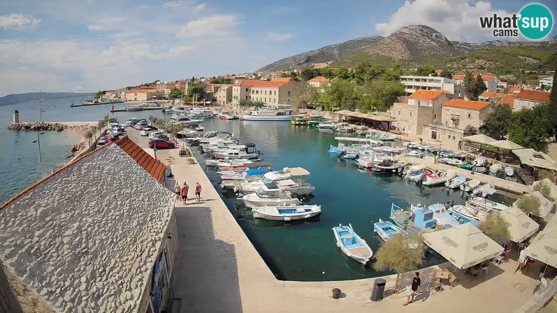 Webcam porto di Bol – Vista live sulla Riva e Marina