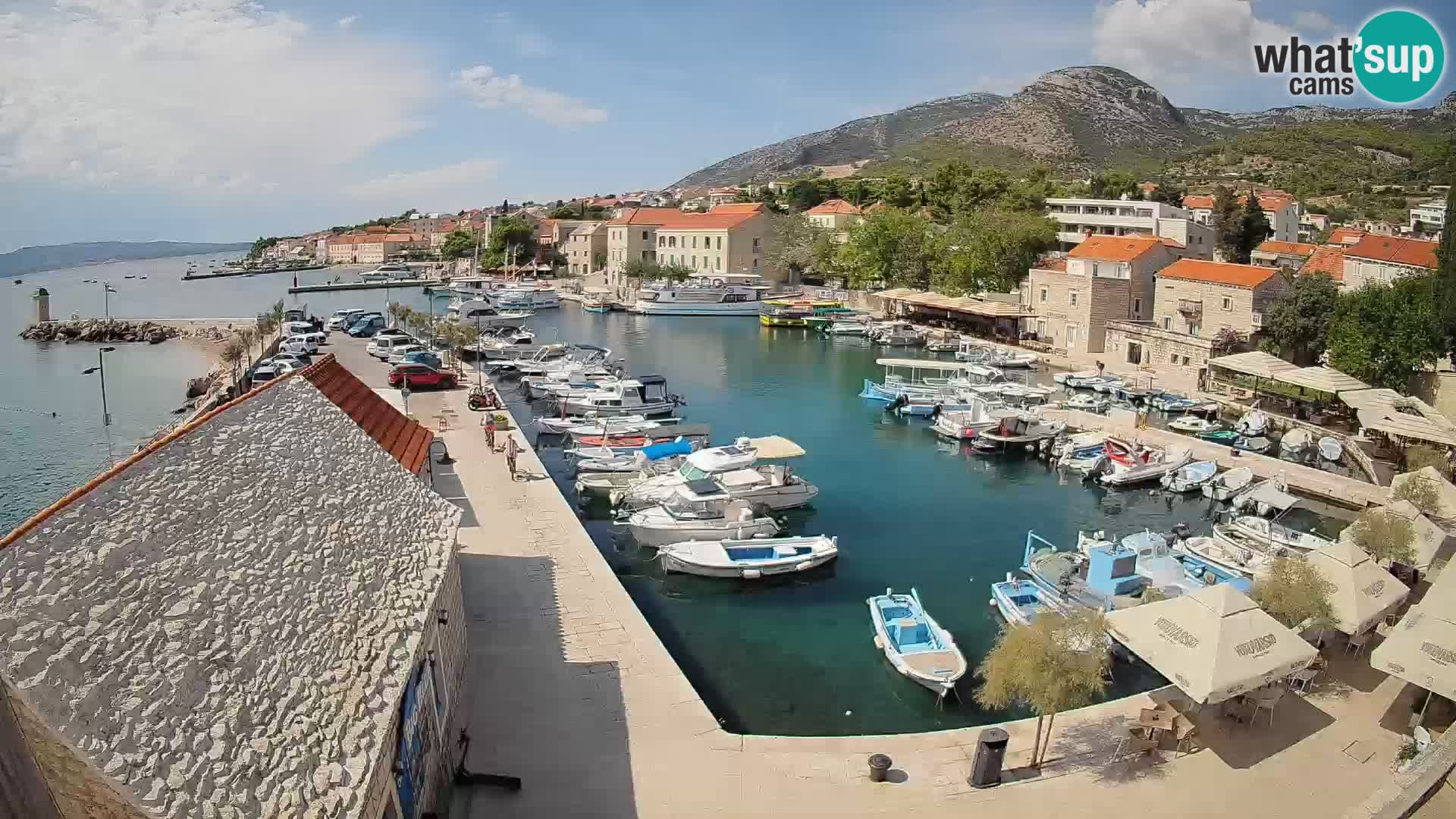 Webcam Bol Hafen – Liveblick auf Bol Riva & Marina