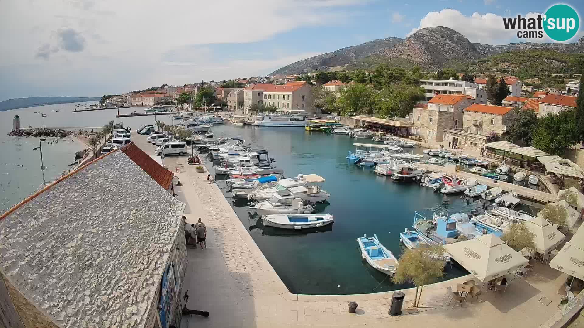 Webcam Bol Harbour – Live View of Bol Riva & Marina