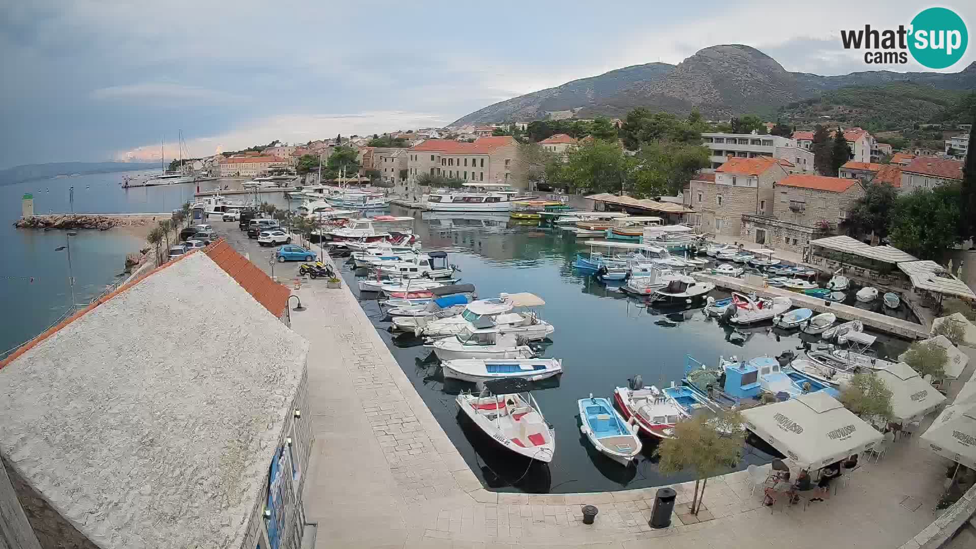 Webcam Bol Harbour – Live View of Bol Riva & Marina