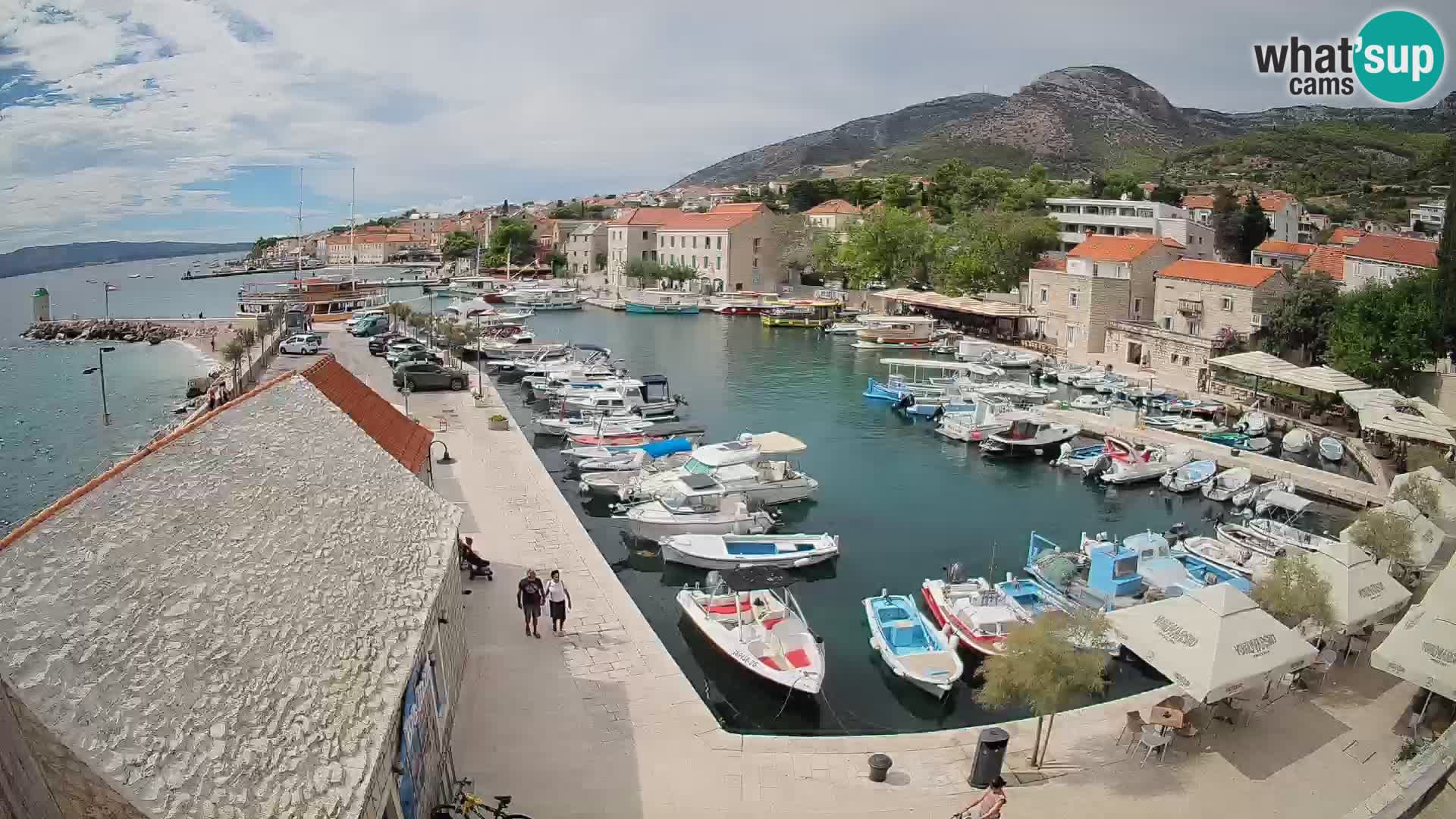 Webcam Bol Harbour – Live View of Bol Riva & Marina