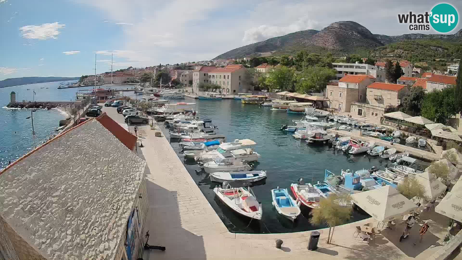Webcam Bol Hafen – Liveblick auf Bol Riva & Marina
