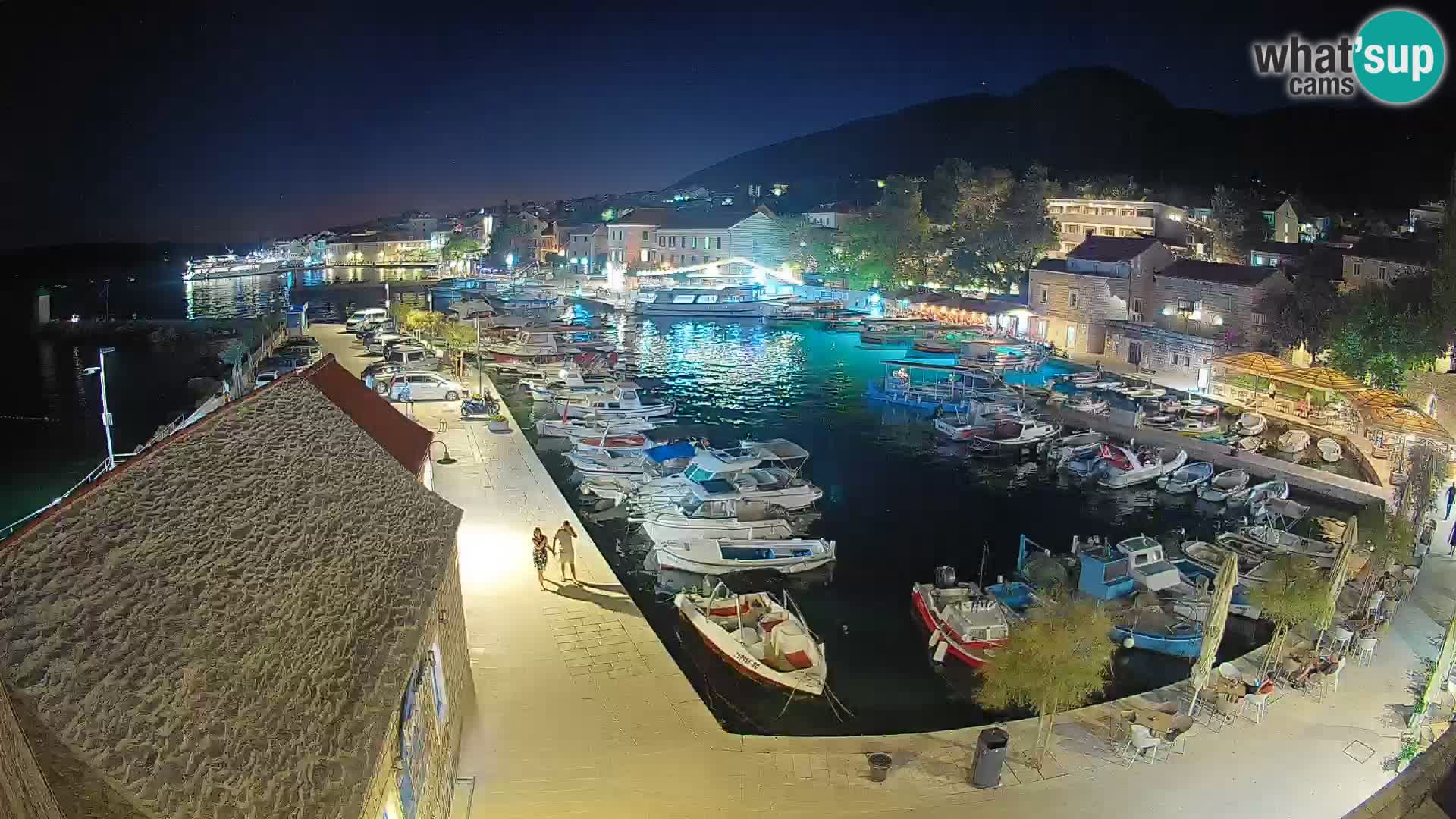 Webcam Bol Harbour – Live View of Bol Riva & Marina