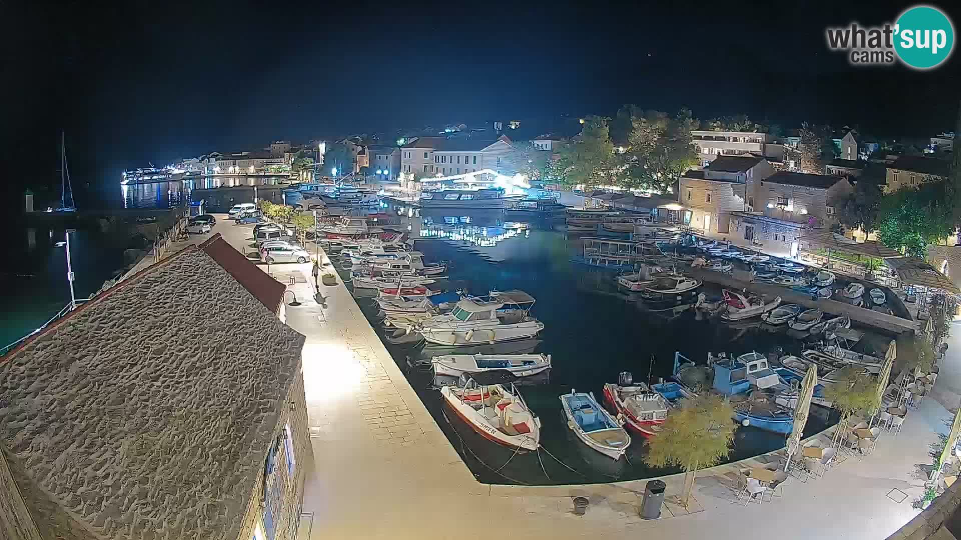 Webcam Bol Harbour – Live View of Bol Riva & Marina