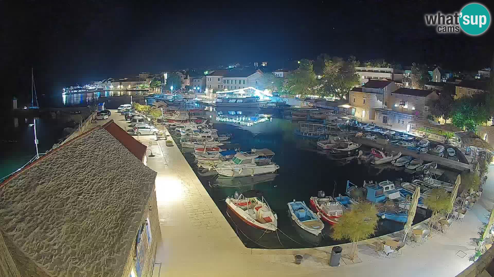 Webcam Bol Harbour – Live View of Bol Riva & Marina