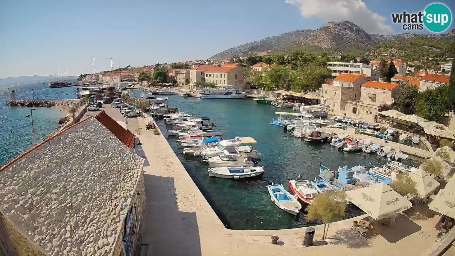 Webcam Bol Harbour – Live View of Bol Riva & Marina