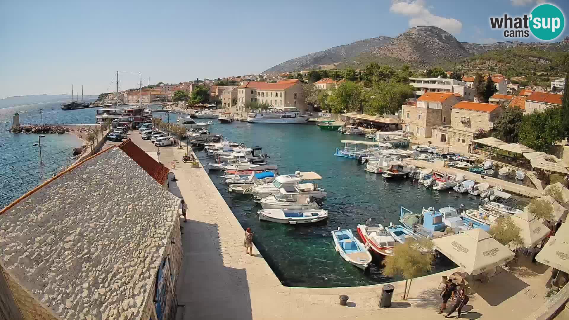 Webcam Bol Harbour – Live View of Bol Riva & Marina
