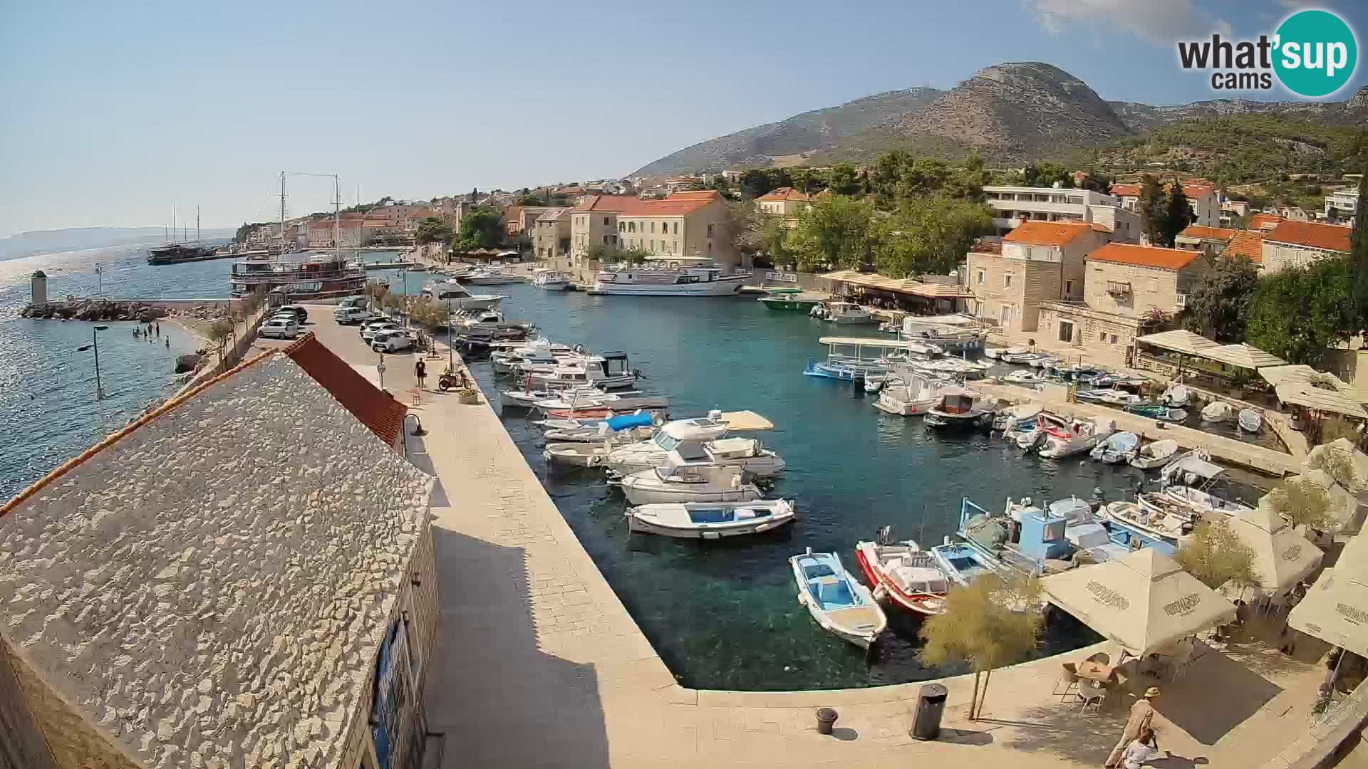 Webcam Bol Hafen – Liveblick auf Bol Riva & Marina