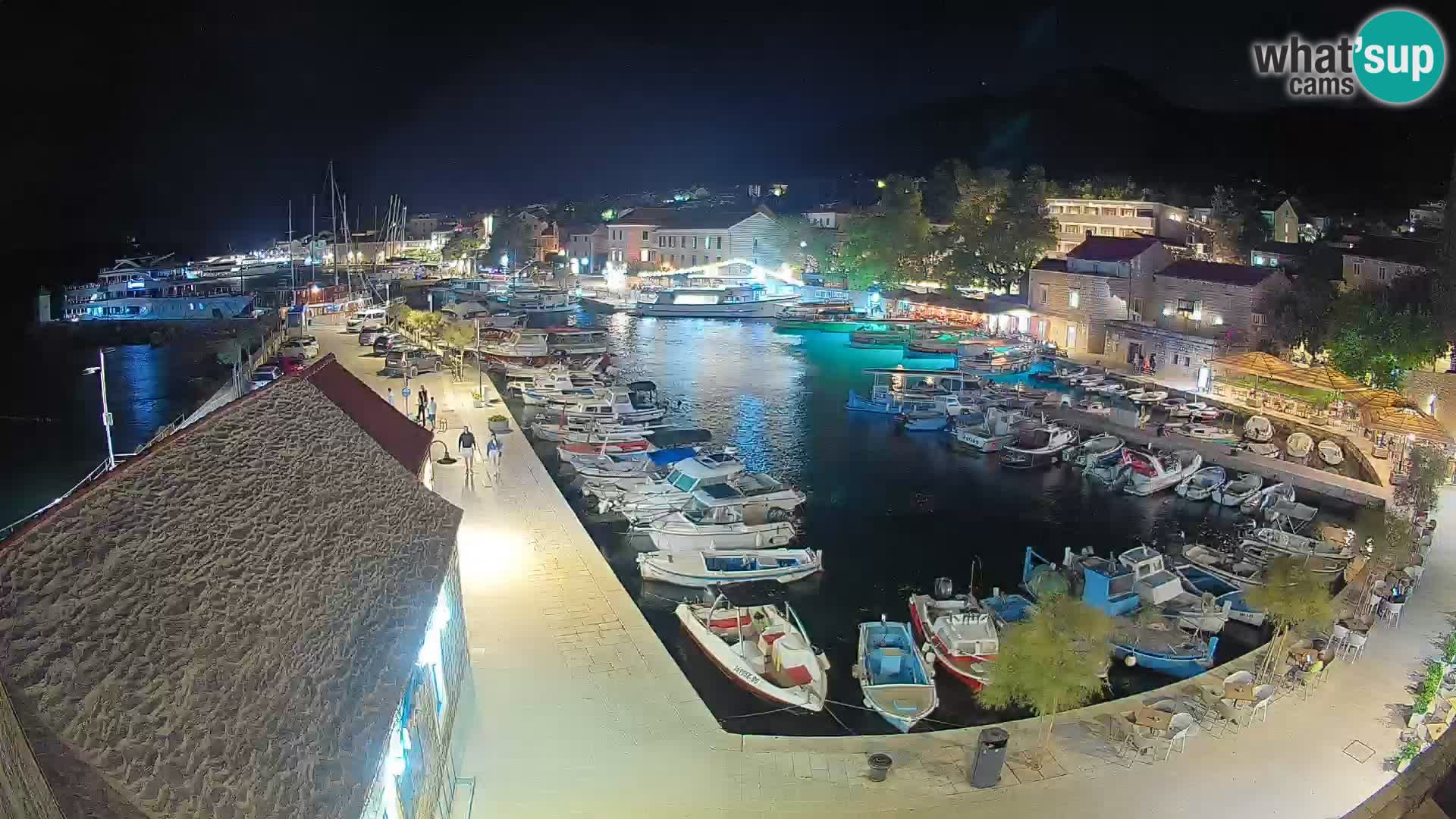 Webcam Bol Hafen – Liveblick auf Bol Riva & Marina