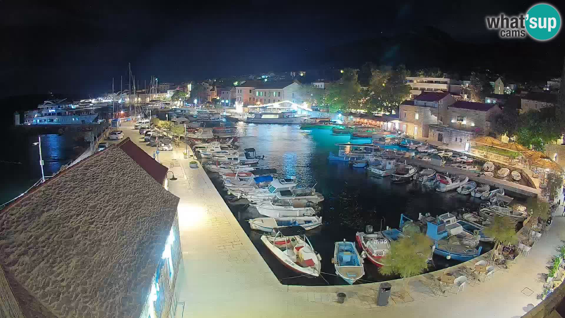 Webcam Bol Harbour – Live View of Bol Riva & Marina