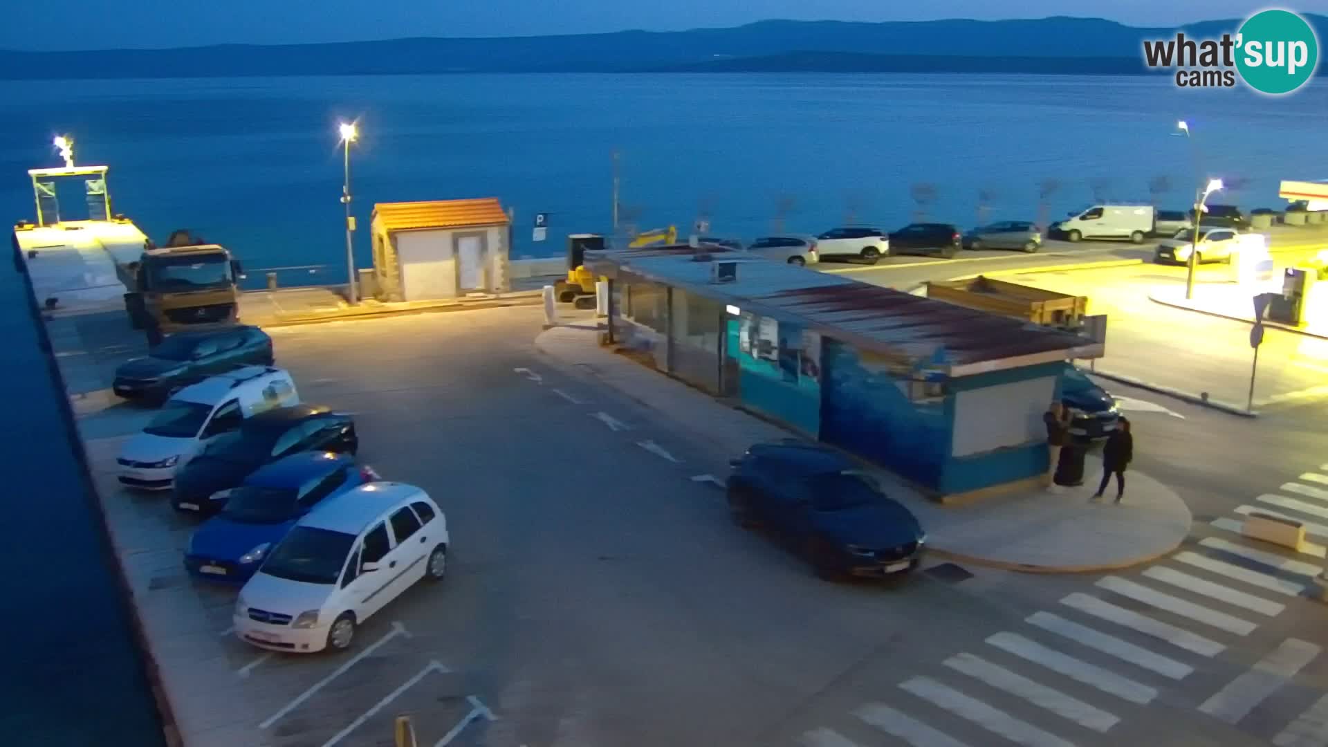 Webcam Bol Centro e Marina – Vista live dal porto di Bol