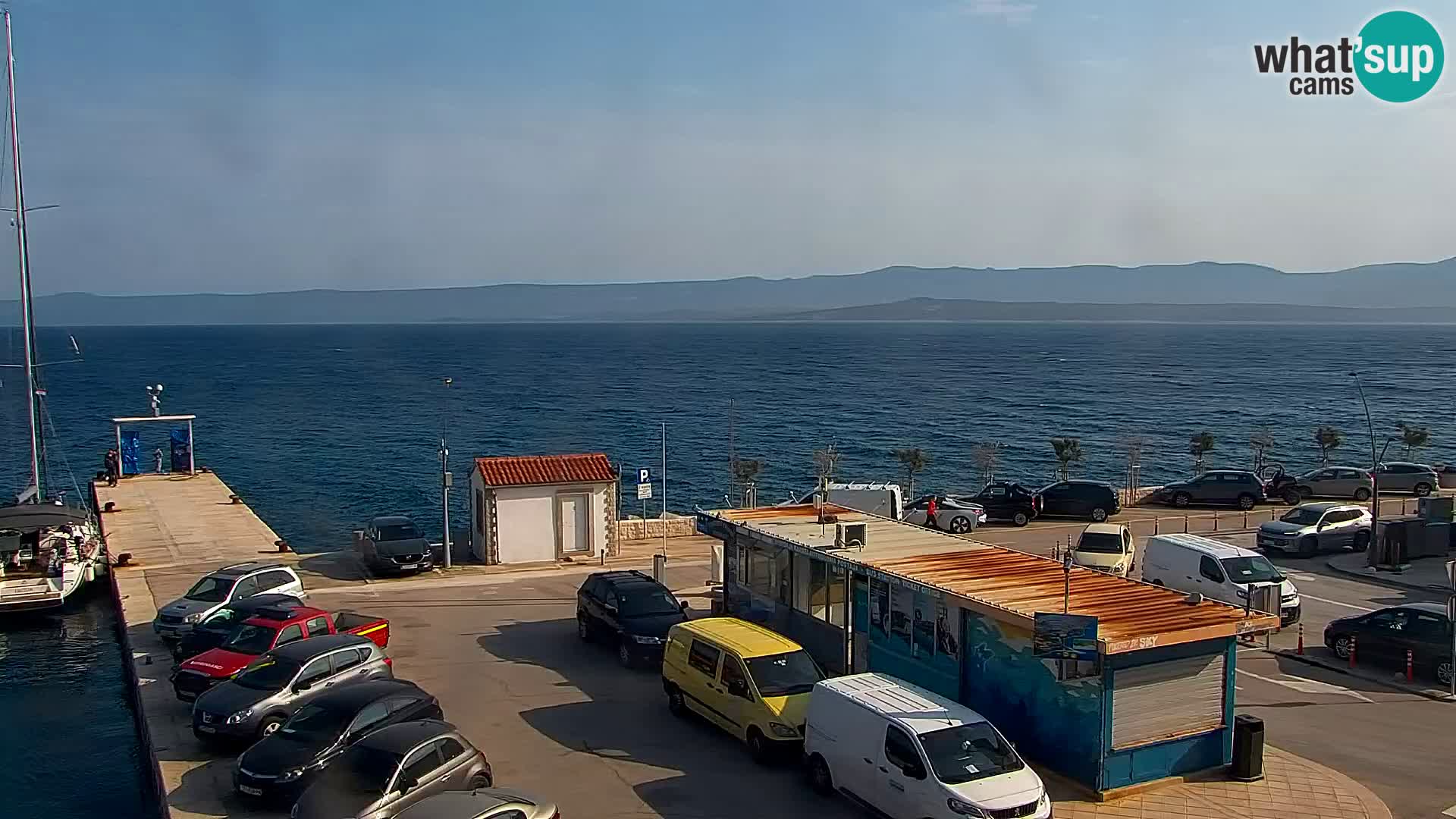 Webcam Bol Town Center & Marina – Live View from Bol, Brač