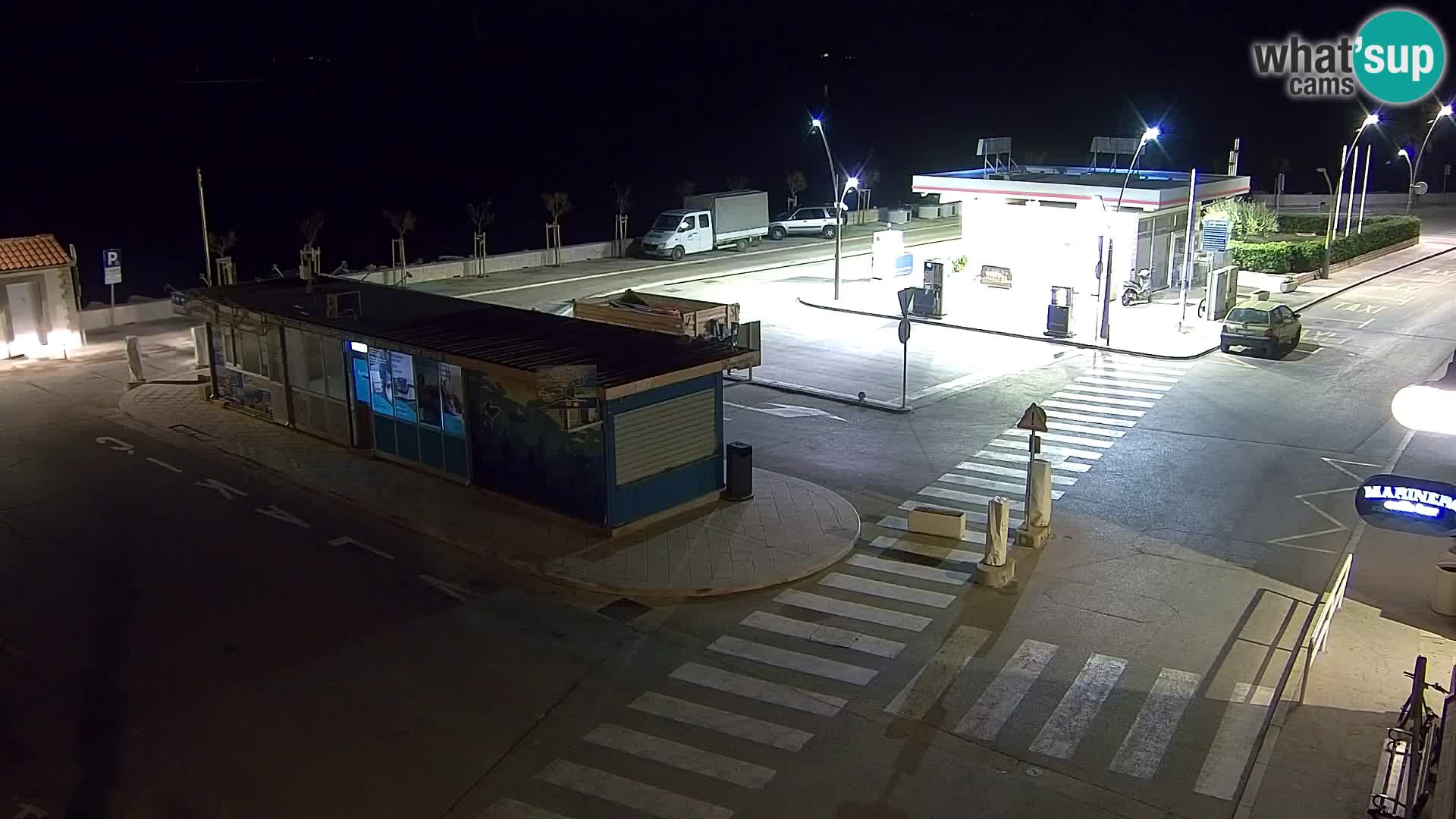 Webcam Bol Town Center & Marina – Live View from Bol, Brač