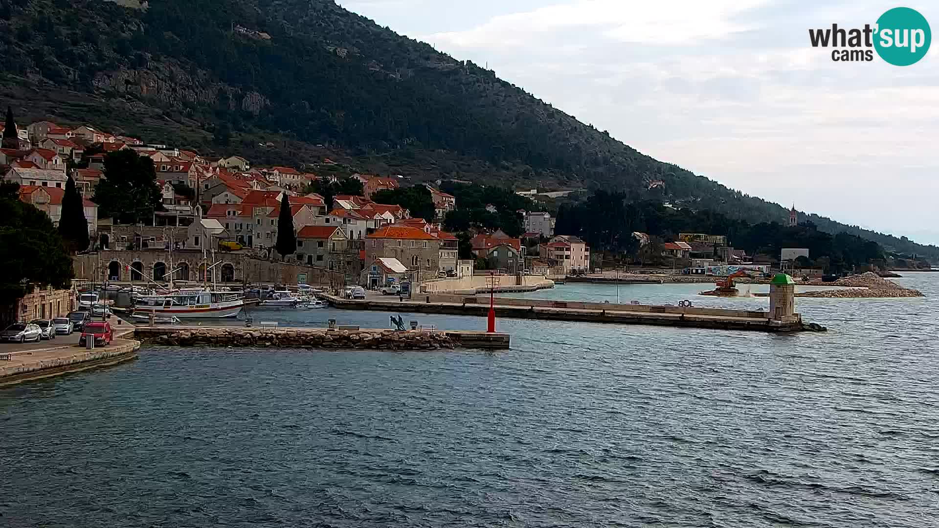 Webcam Bol Hafen & Ortszentrum – Liveblick aus Bol auf der Insel Brač