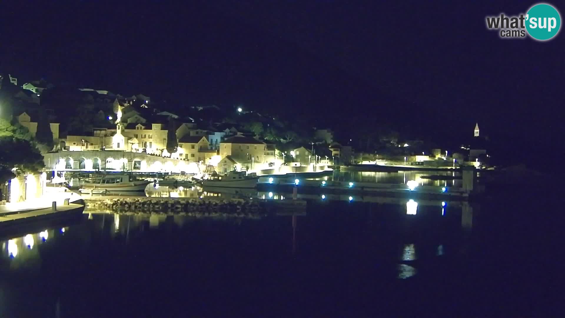 Webcam Bol Town Center & Marina – Live View from Bol, Brač