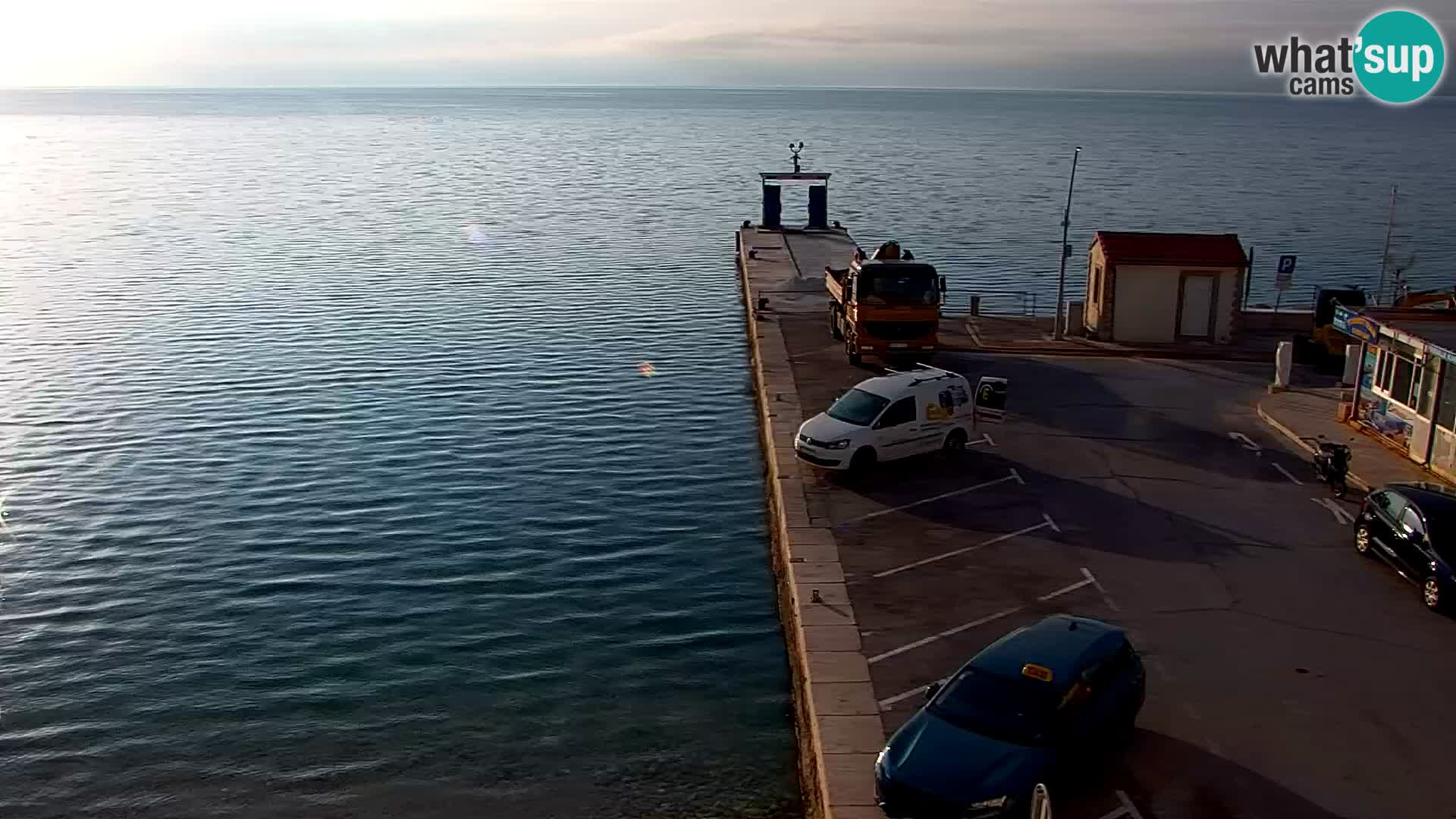 Webcam Bol Town Center & Marina – Live View from Bol, Brač