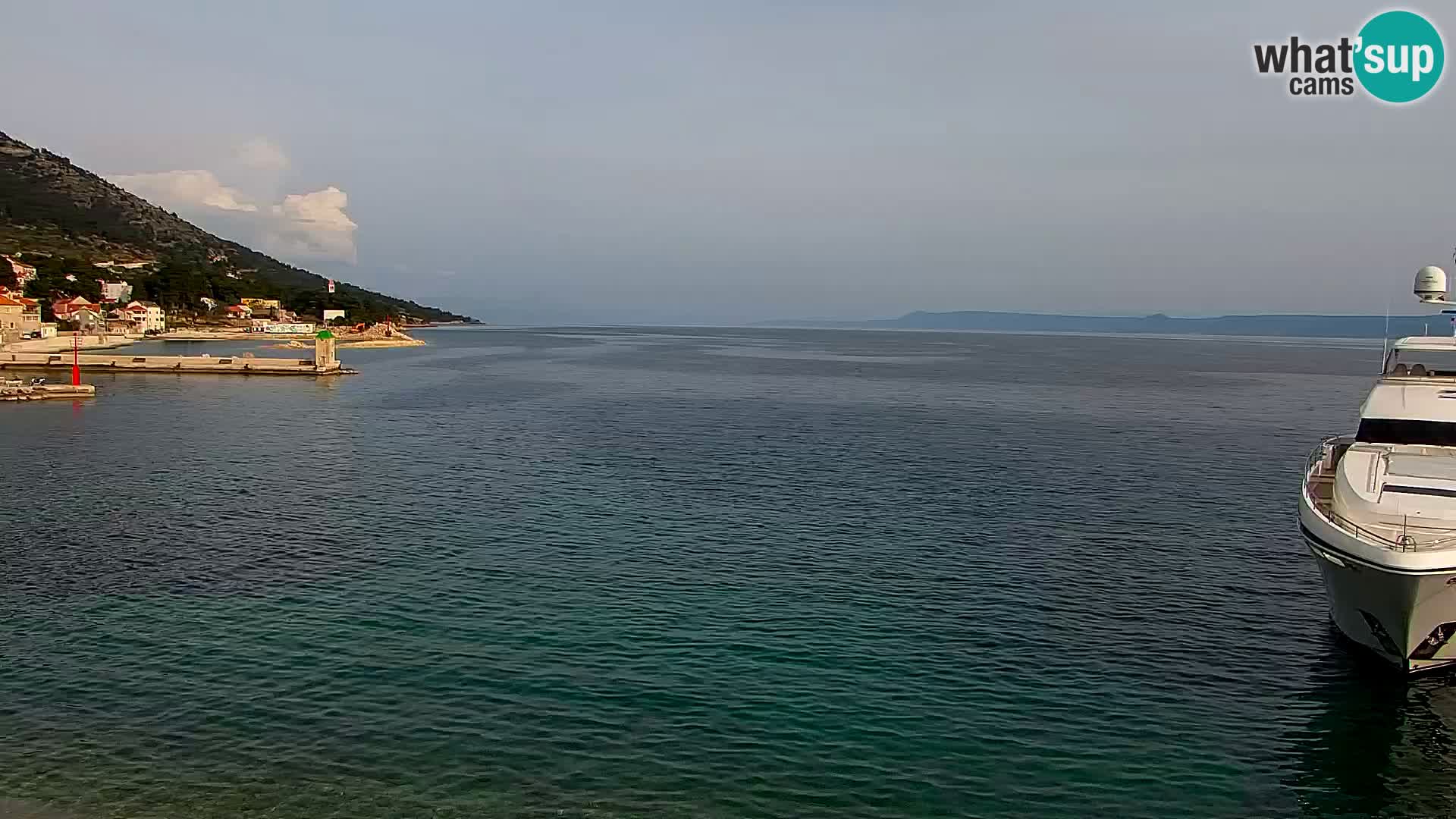 Webcam Bol Town Center & Marina – Live View from Bol, Brač