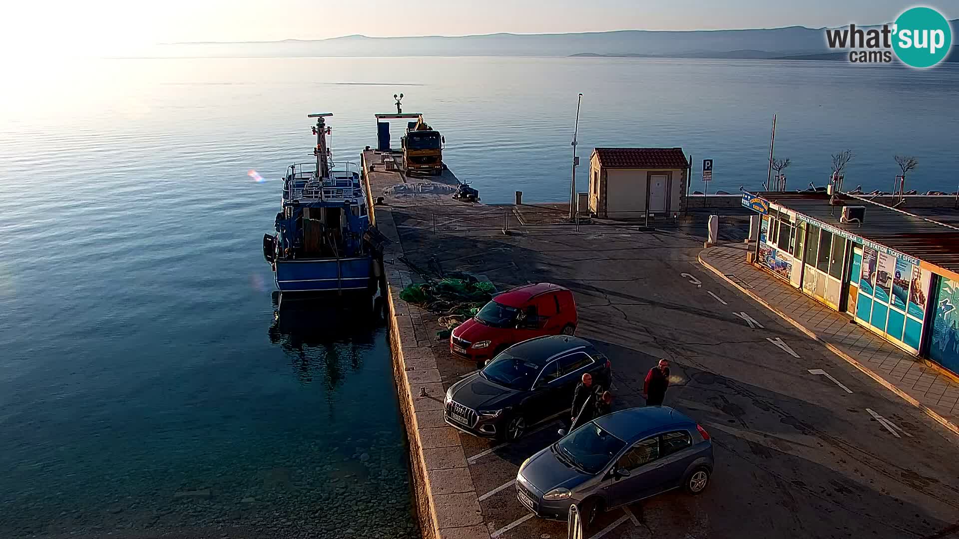 Webcam Bol Town Center & Marina – Live View from Bol, Brač