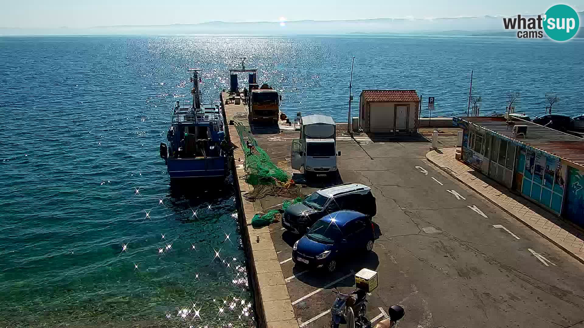 Webcam Bol Town Center & Marina – Live View from Bol, Brač