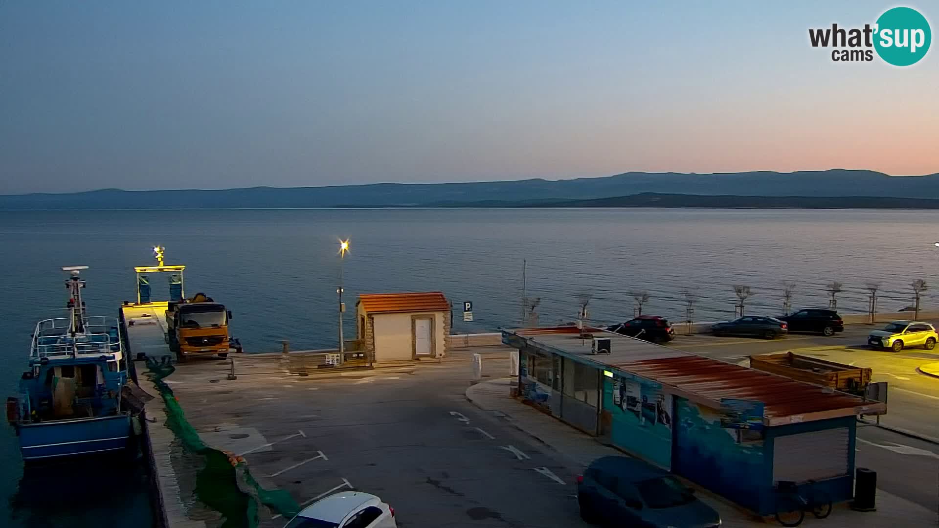 Webcam Bol Town Center & Marina – Live View from Bol, Brač