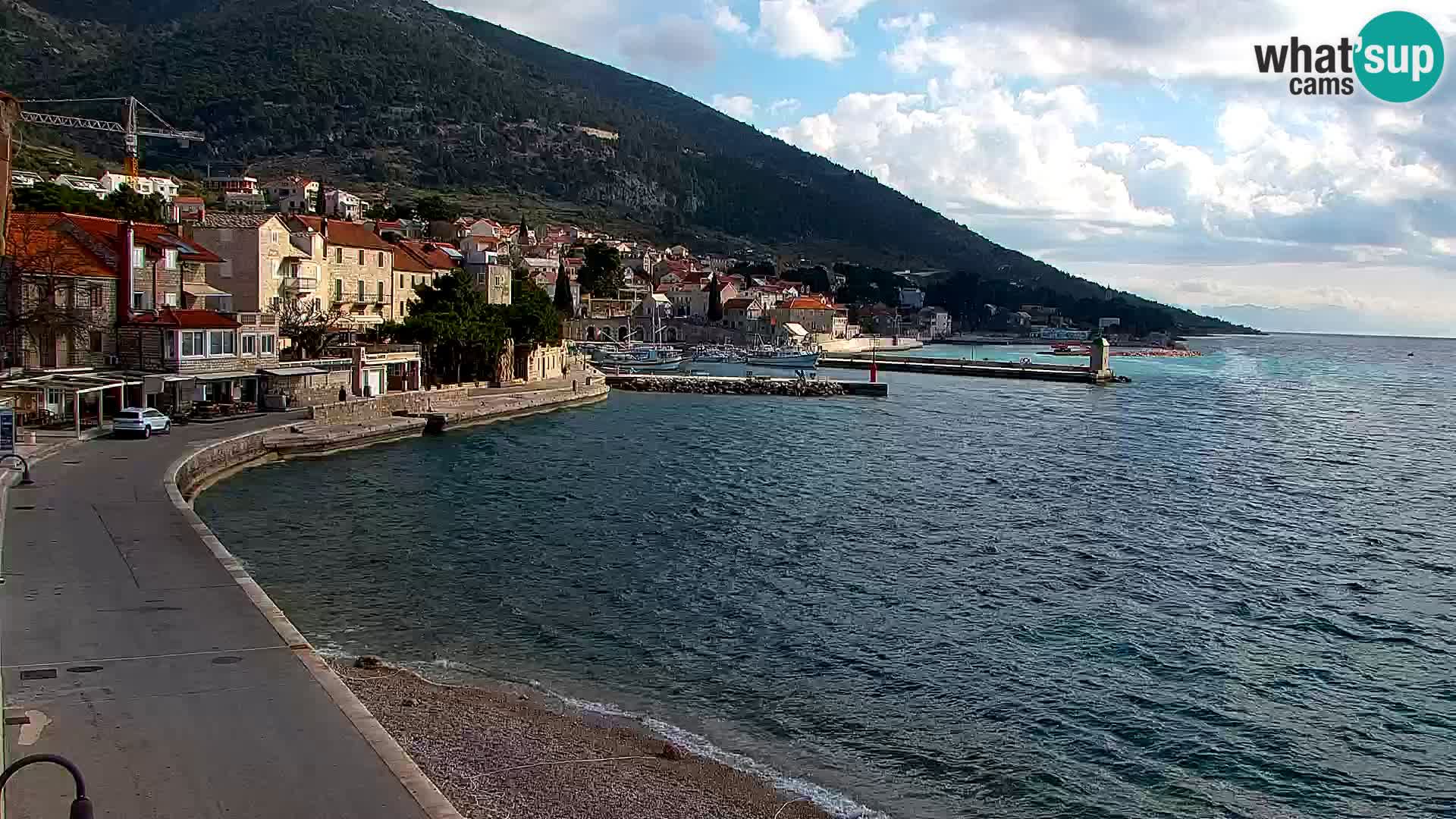 Webcam Bol Hafen & Ortszentrum – Liveblick aus Bol auf der Insel Brač