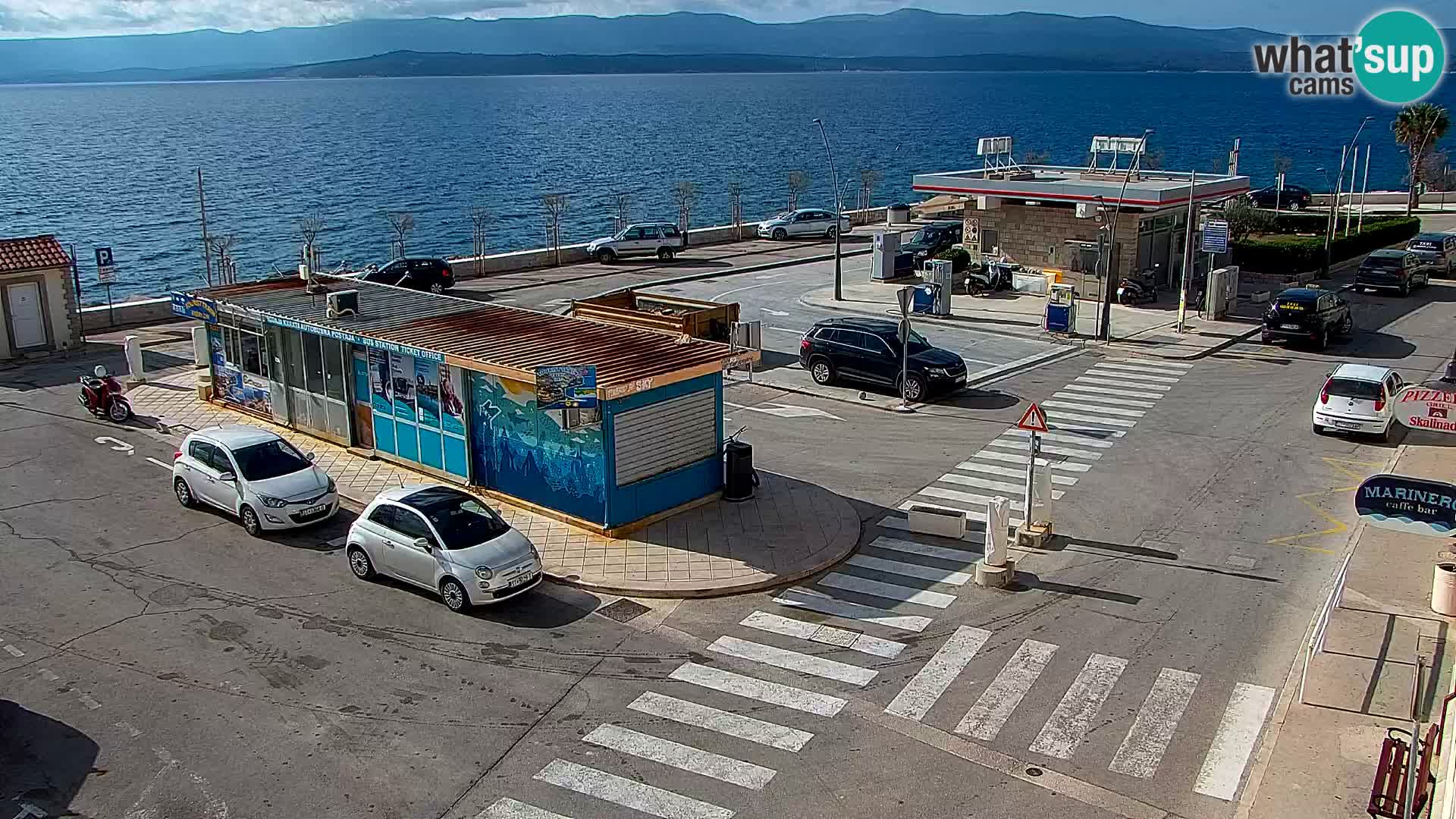 Webcam Bol Centro e Marina – Vista live dal porto di Bol