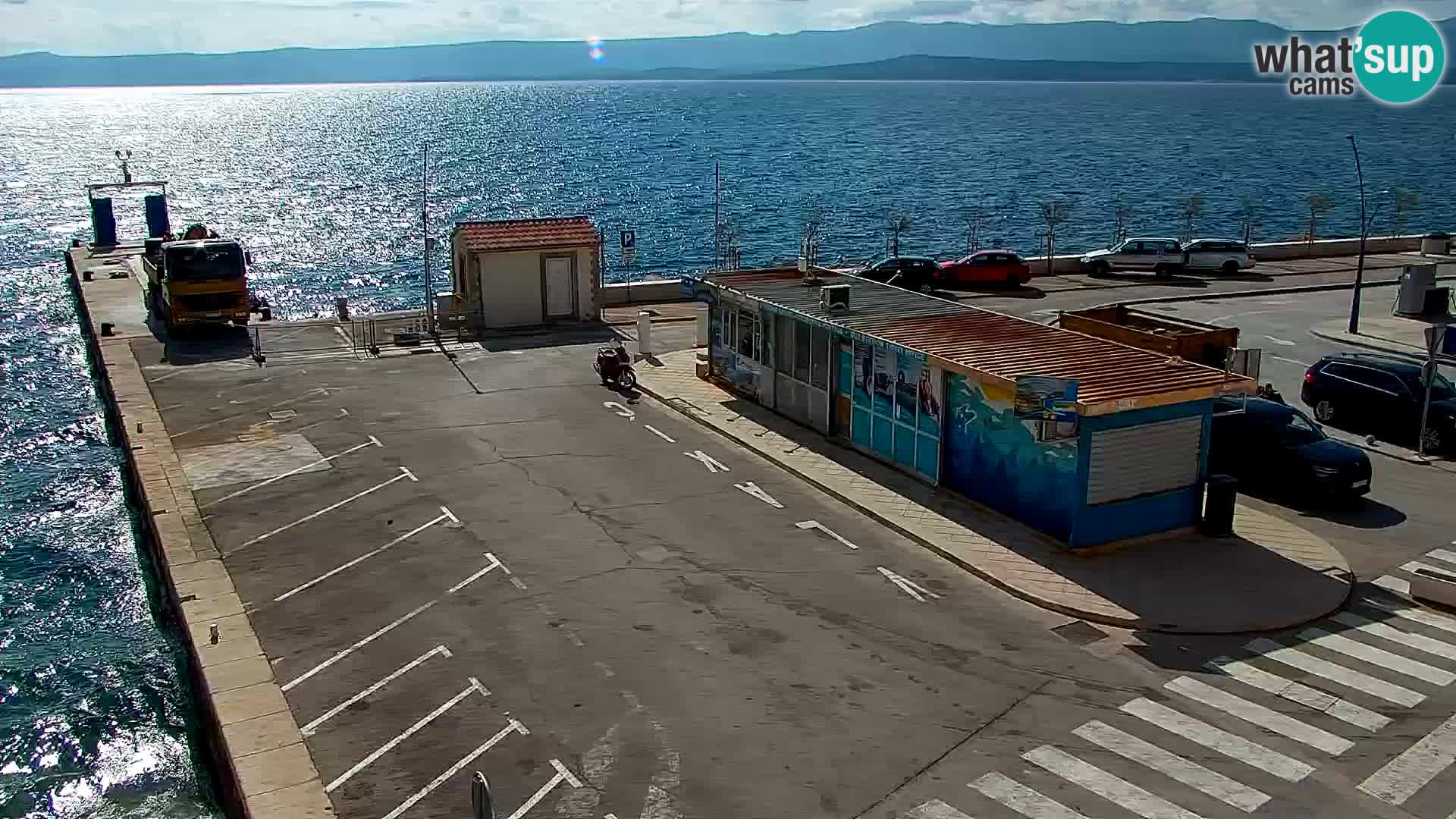 Webcam Bol Centro e Marina – Vista live dal porto di Bol