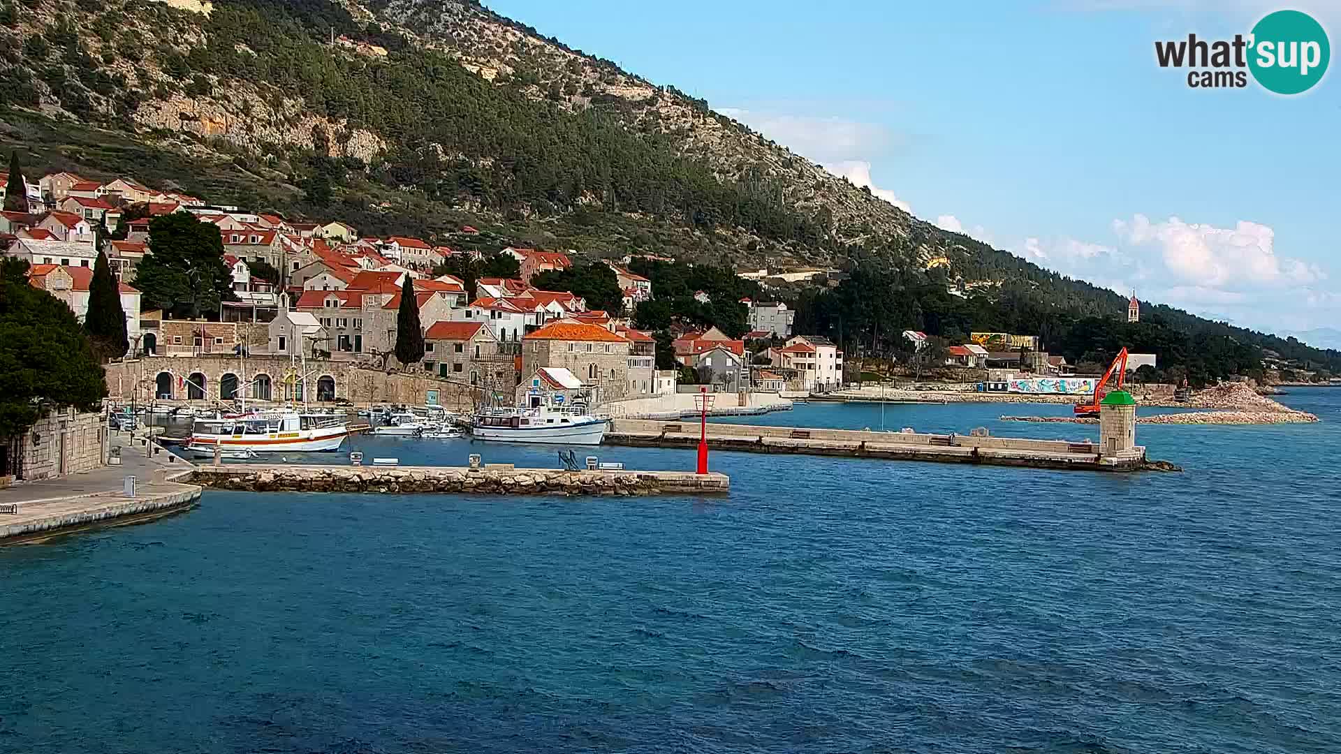 Webcam Bol Town Center & Marina – Live View from Bol, Brač