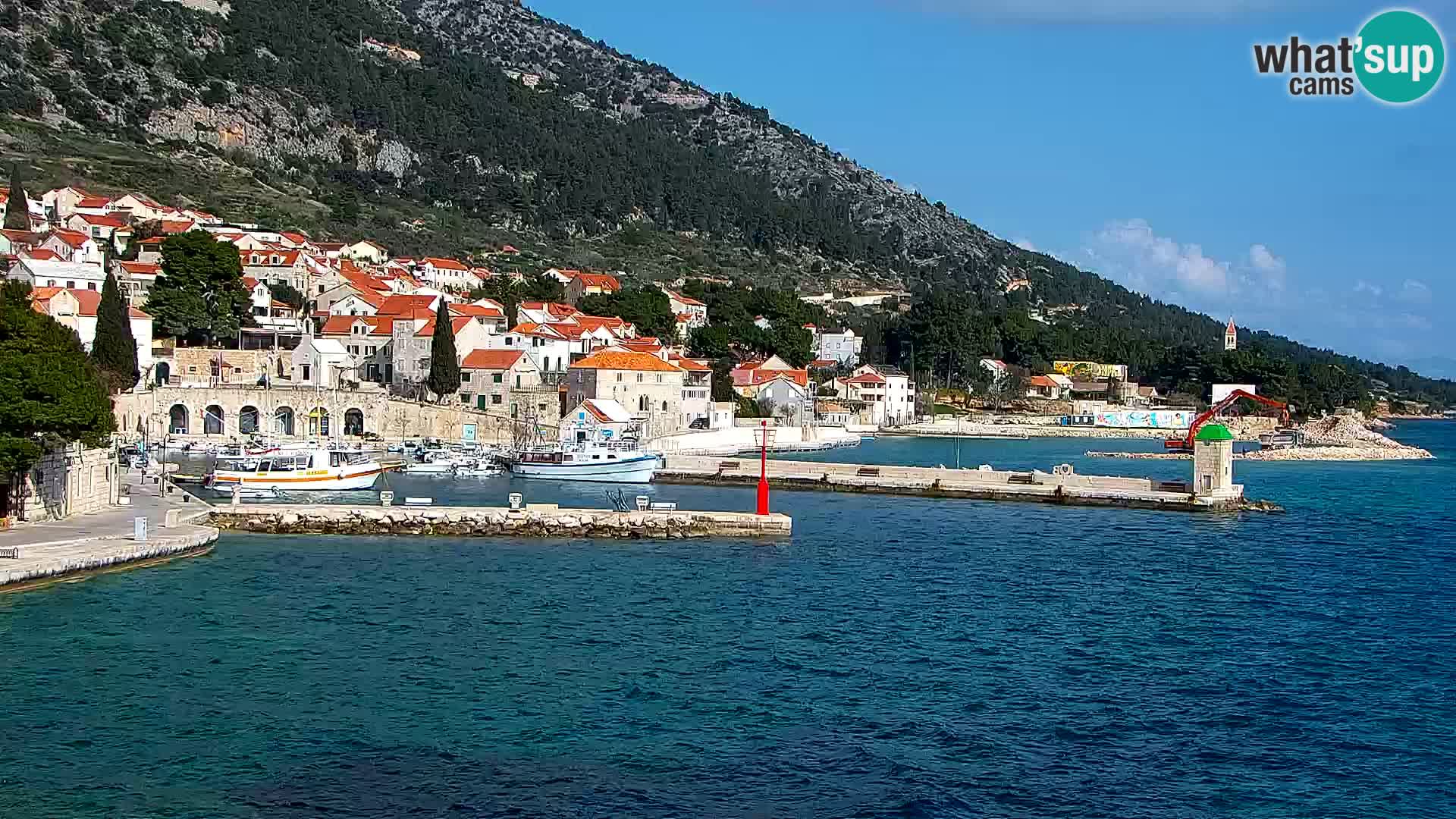Webcam Bol Hafen & Ortszentrum – Liveblick aus Bol auf der Insel Brač