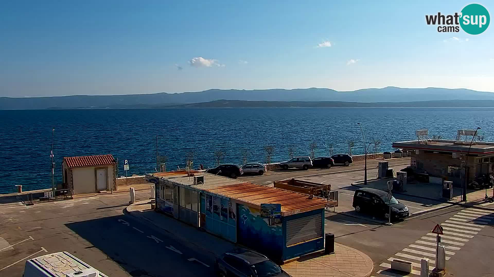 Webcam Bol Centro e Marina – Vista live dal porto di Bol