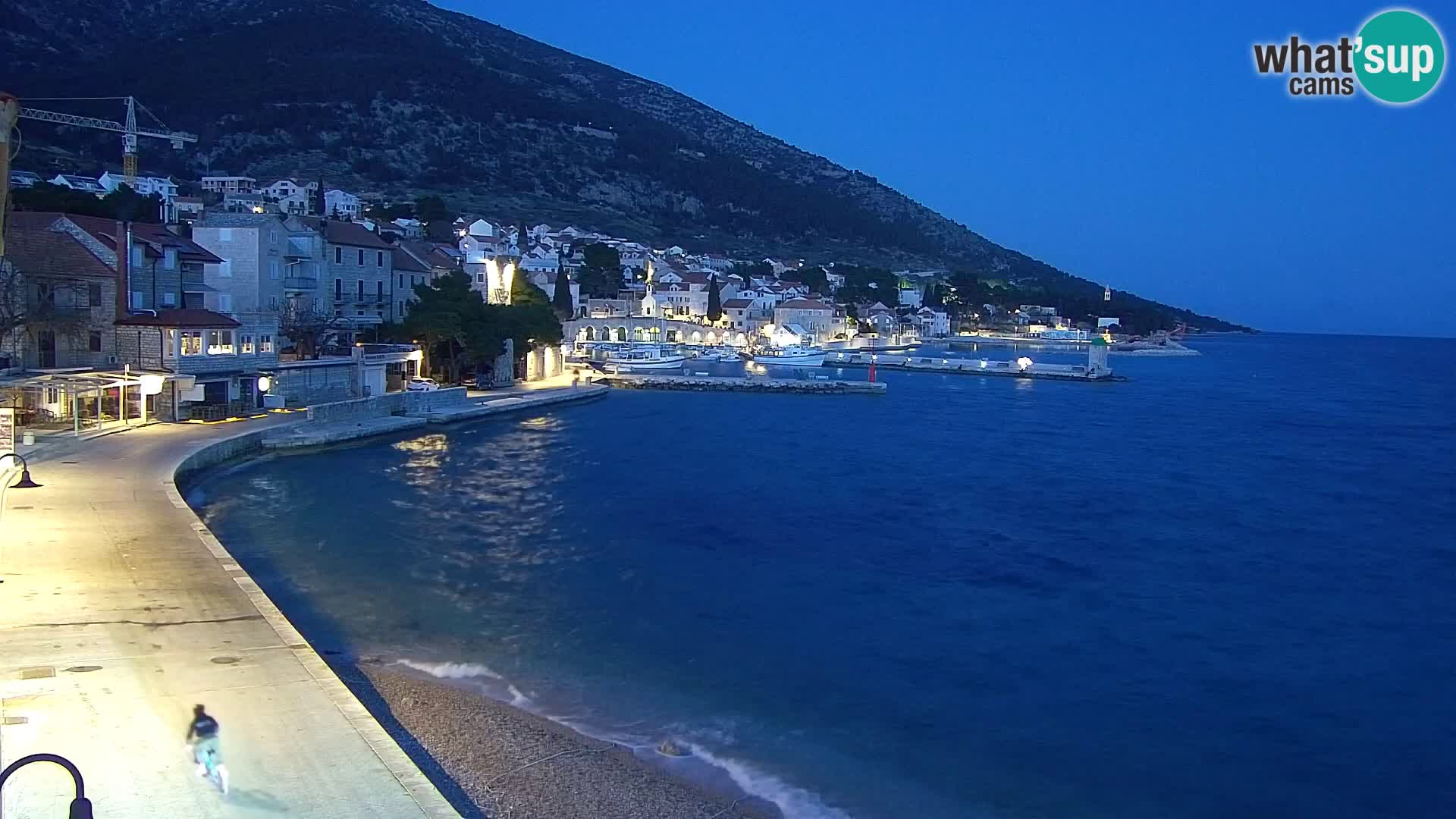 Webcam Bol Centro e Marina – Vista live dal porto di Bol