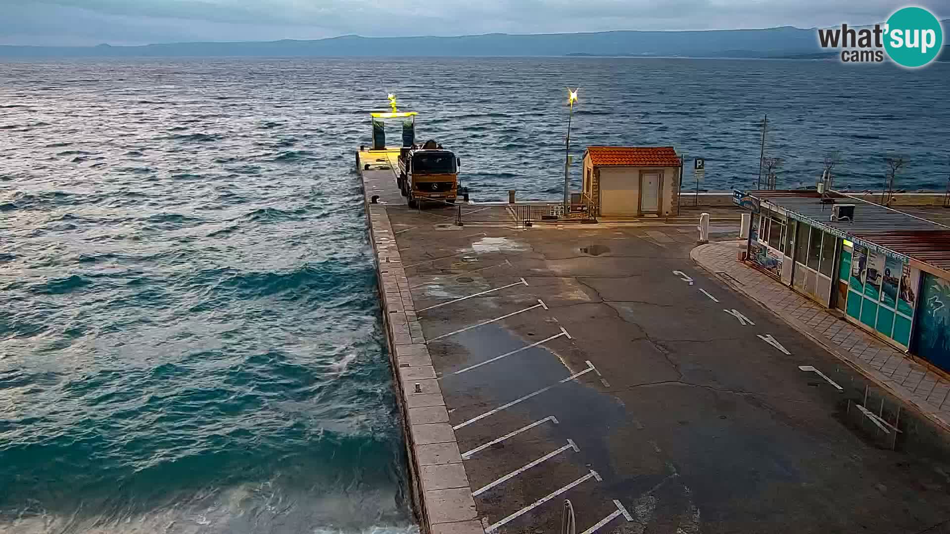 Webcam Bol Town Center & Marina – Live View from Bol, Brač