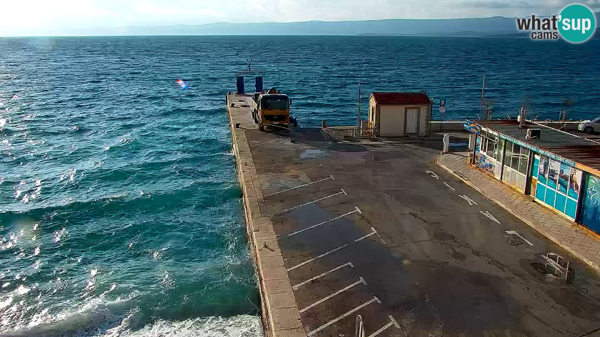 Webcam Bol Town Center & Marina – Live View from Bol, Brač