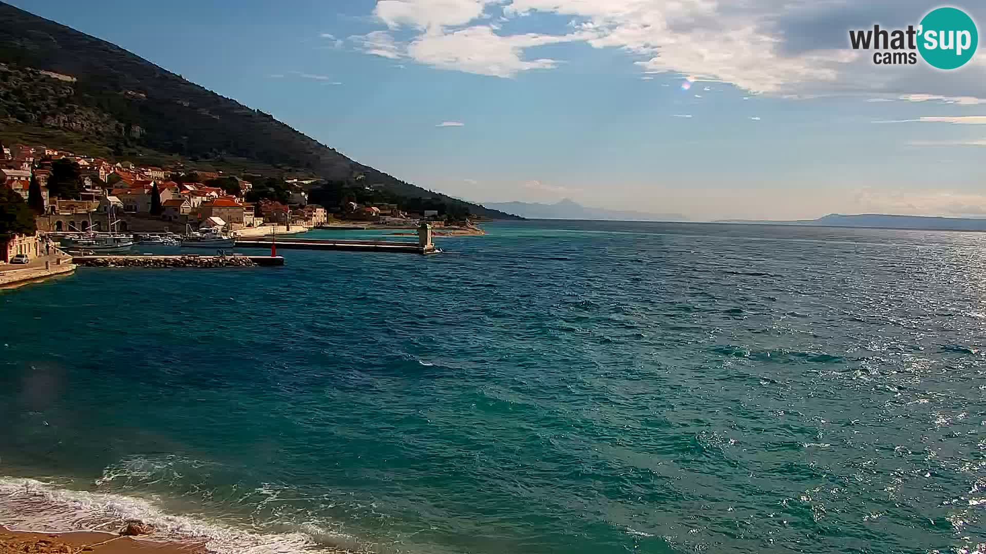 Webcam Bol Town Center & Marina – Live View from Bol, Brač