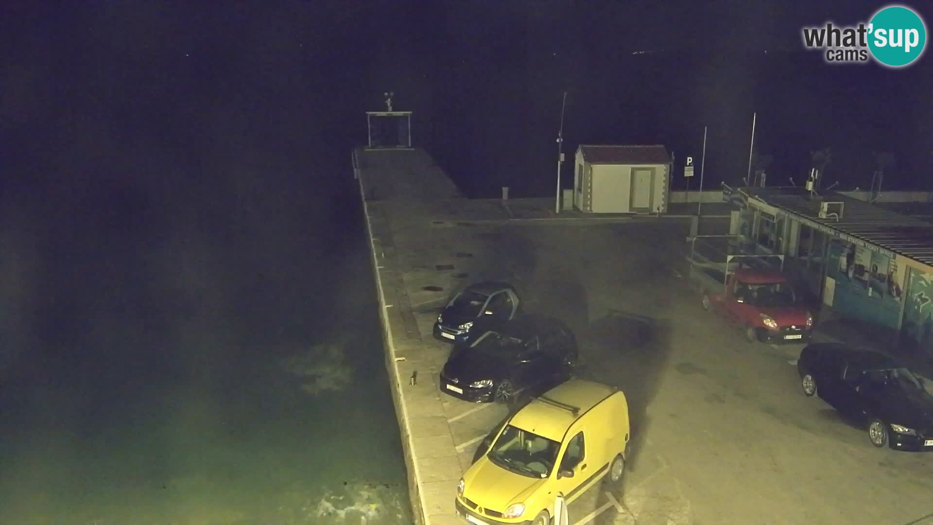 Webcam Bol Centro e Marina – Vista live dal porto di Bol