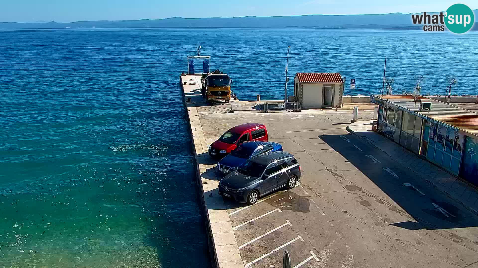 Webcam Bol Town Center & Marina – Live View from Bol, Brač